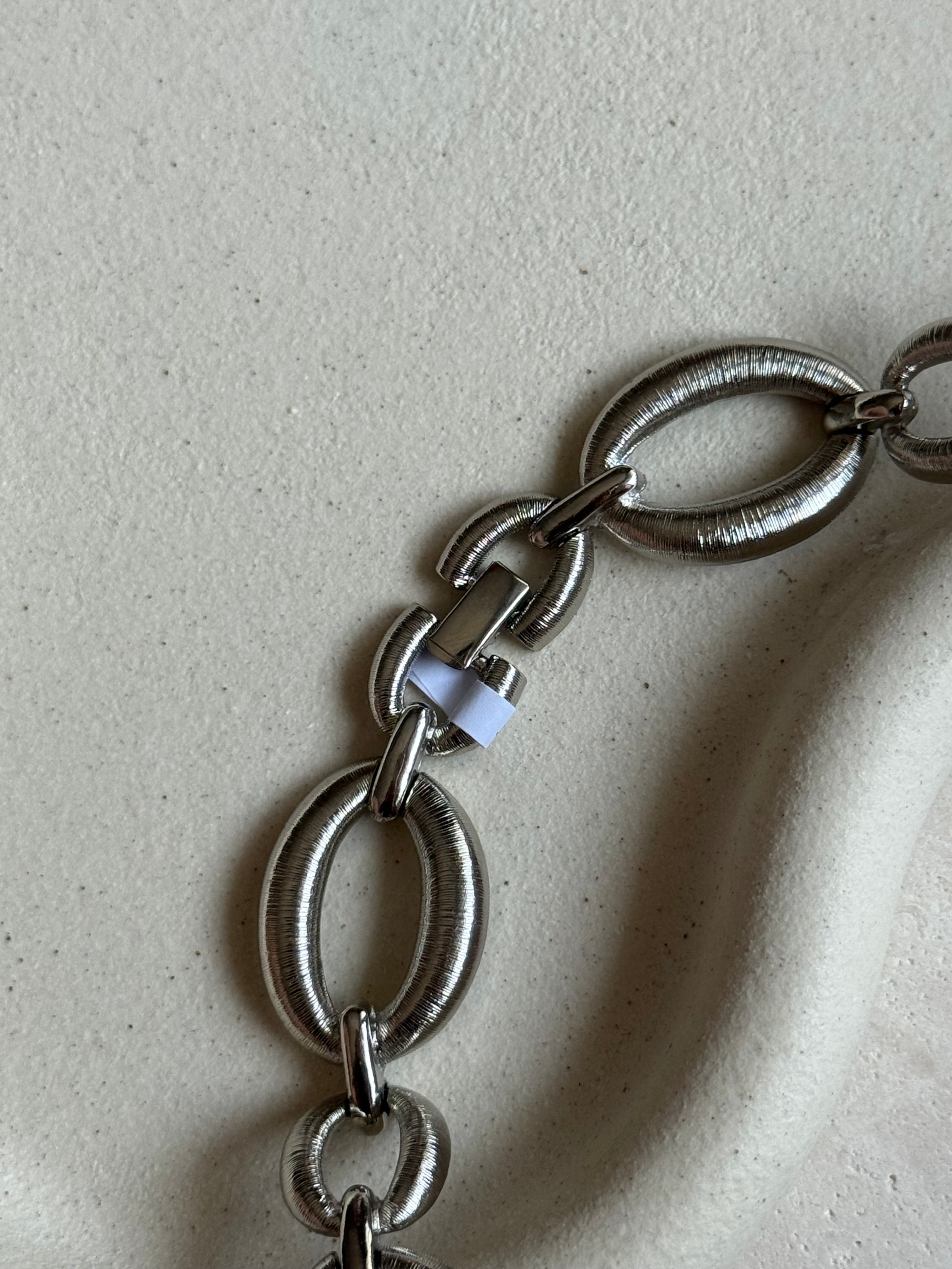 Collier vintage chaîne à grands maillons ovales argentés
