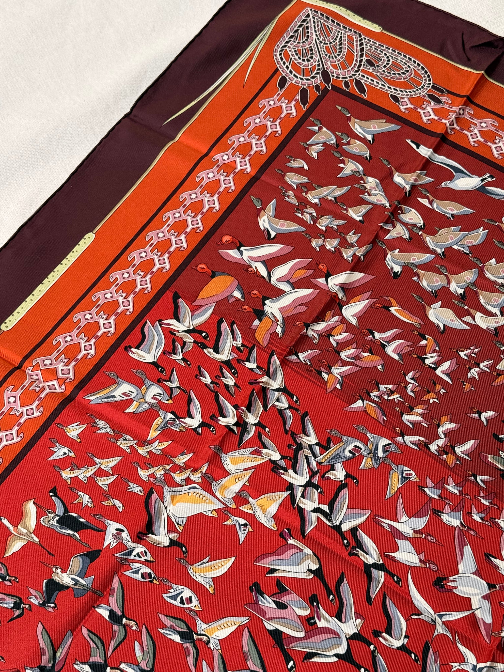 Foulard Hermès – Modèle Libres Comme L’Air