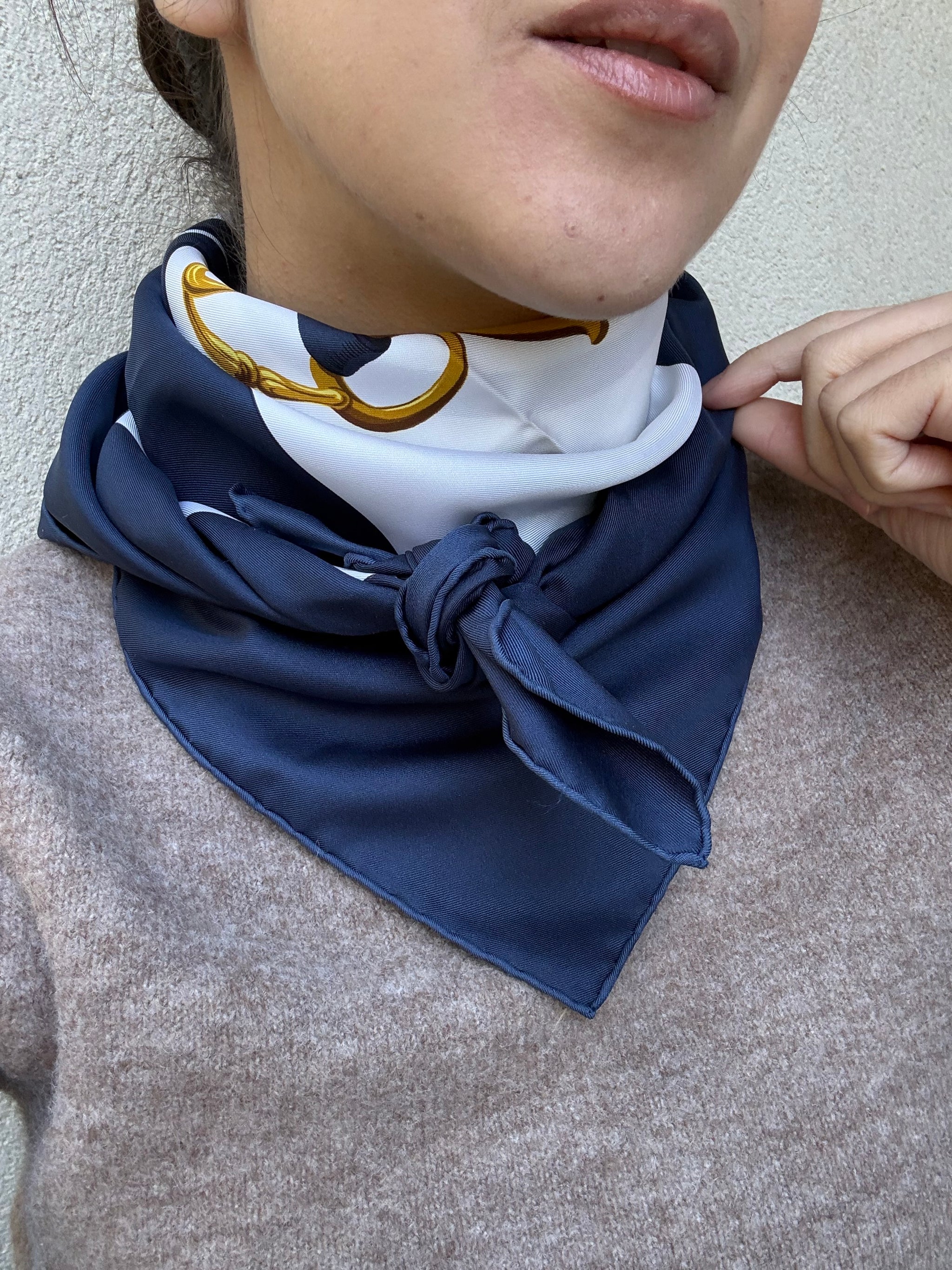 Foulard Hermès – Modèle Brides de Gala