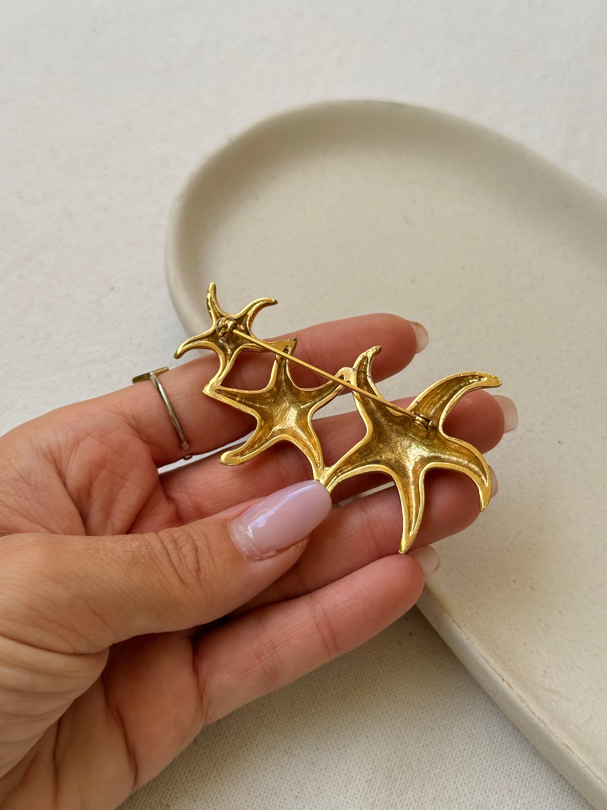 Broche vintage - Étoiles de mer dorée