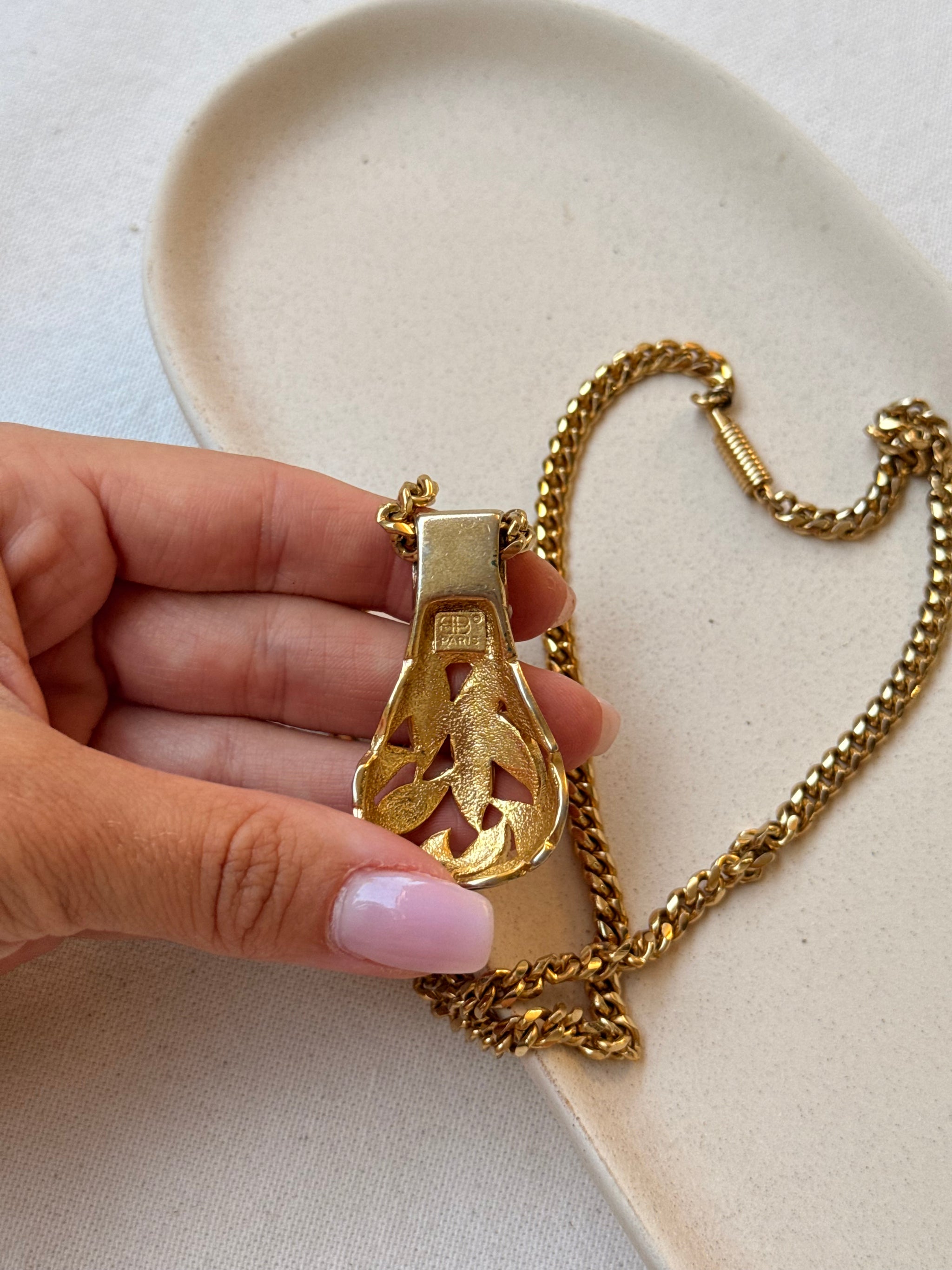 Collier Balenciaga vintage - Pendentif ajouré émail noir