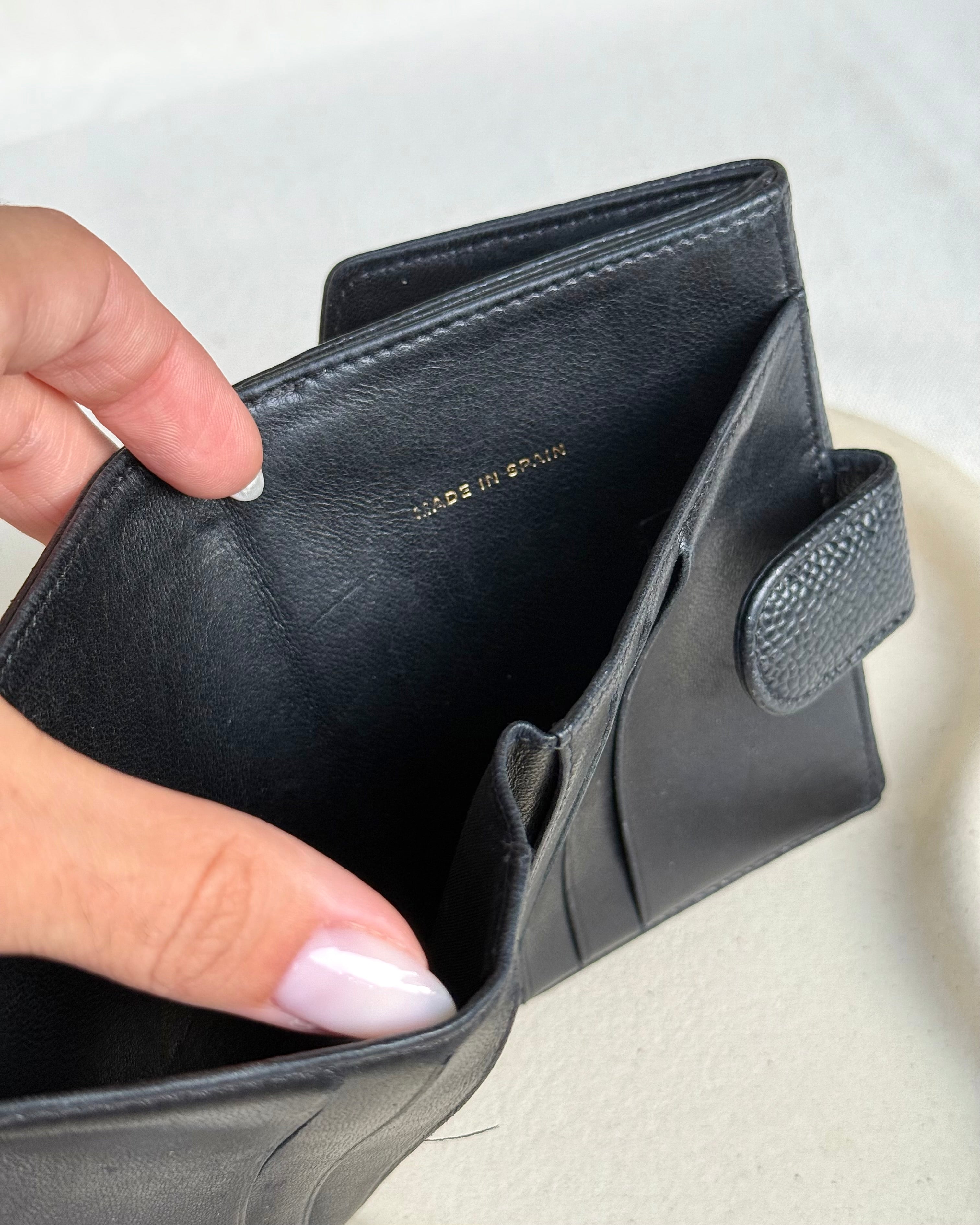Portefeuille compact Chanel vintage - Cuir caviar noir