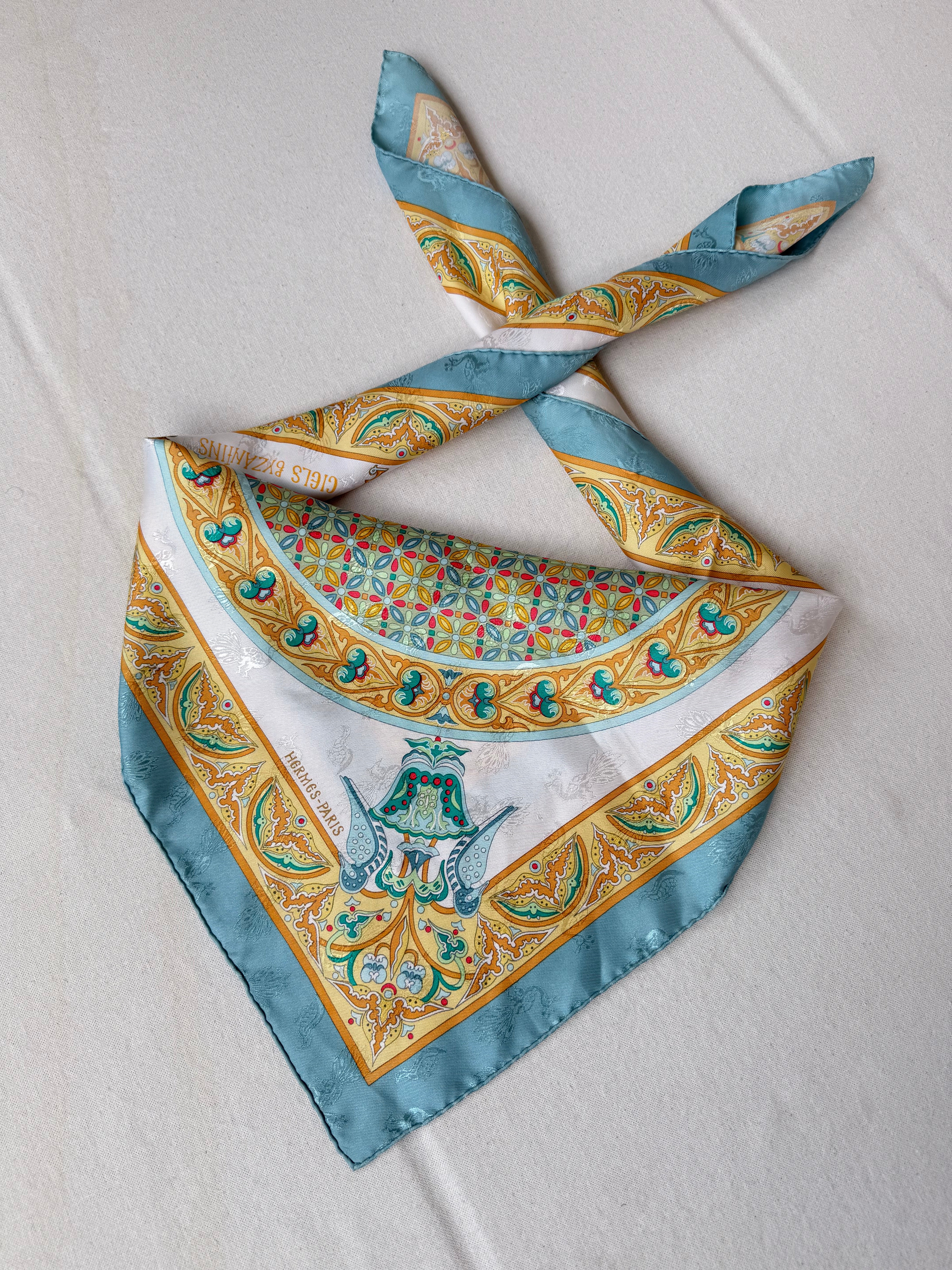 Foulard Hermès – Modèle Ciels Byzantins