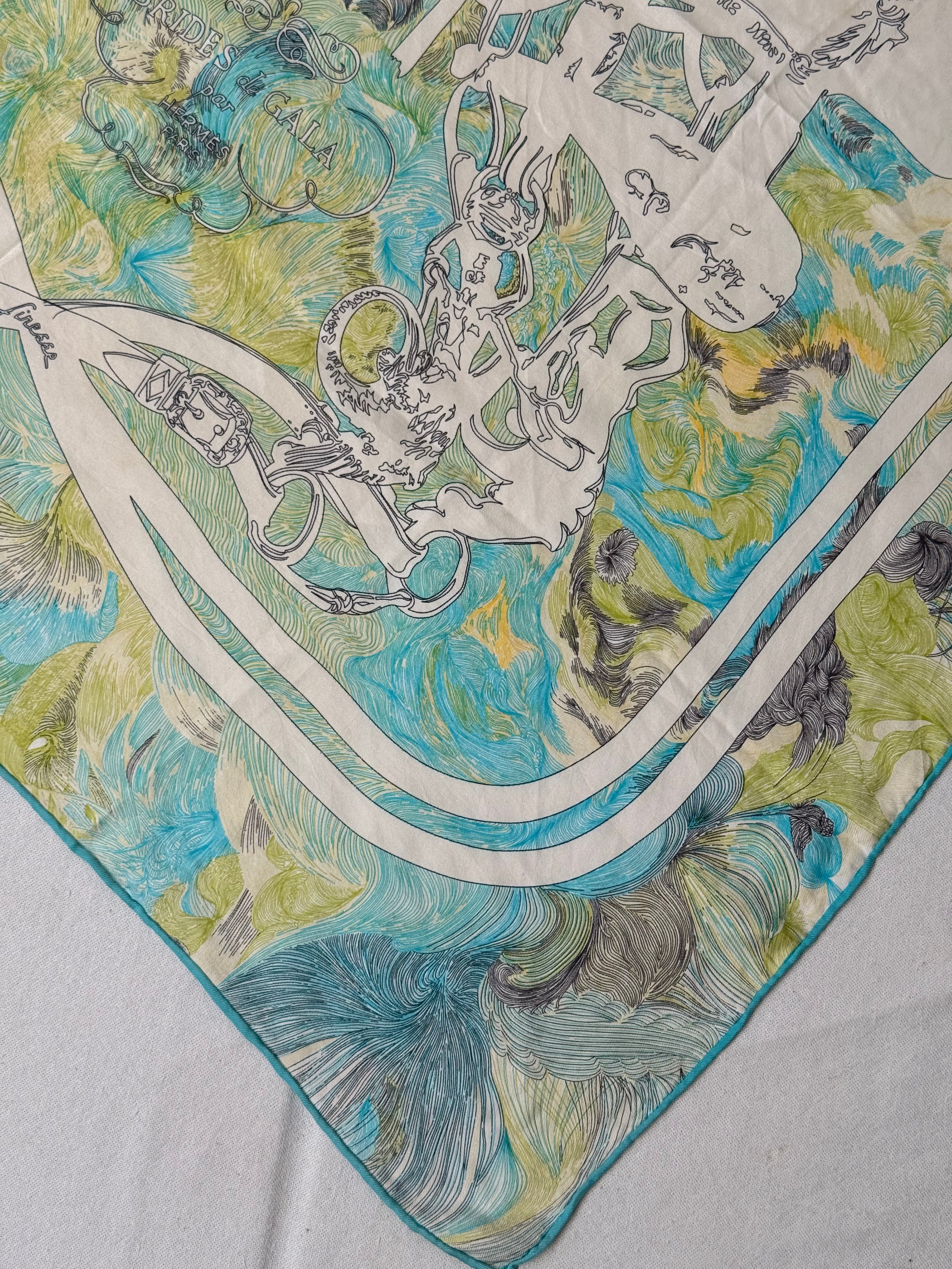 Foulard Hermès – Modèle Bride de Gala en Finesse