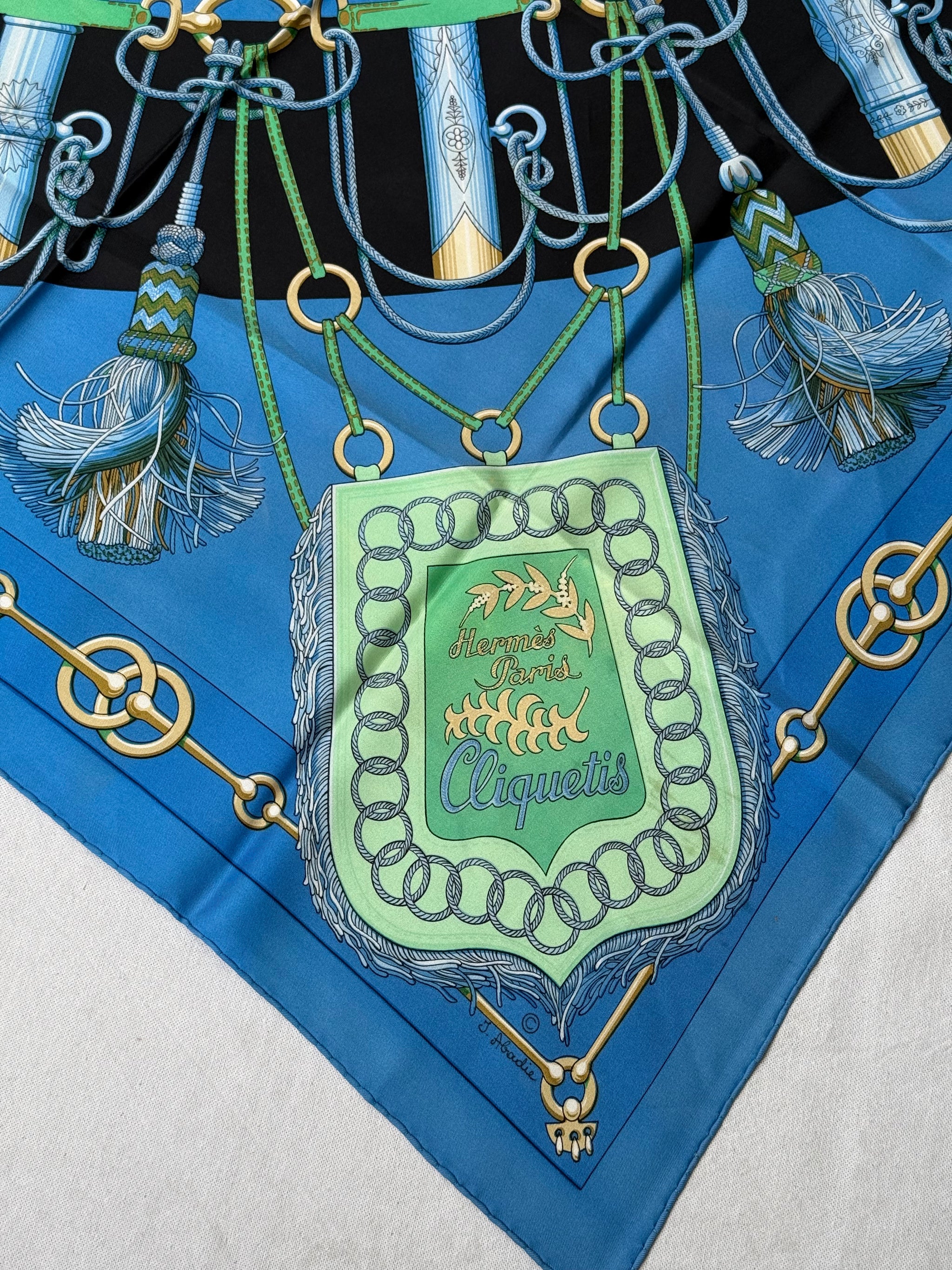 Foulard Hermès – Modèle Cliquetis