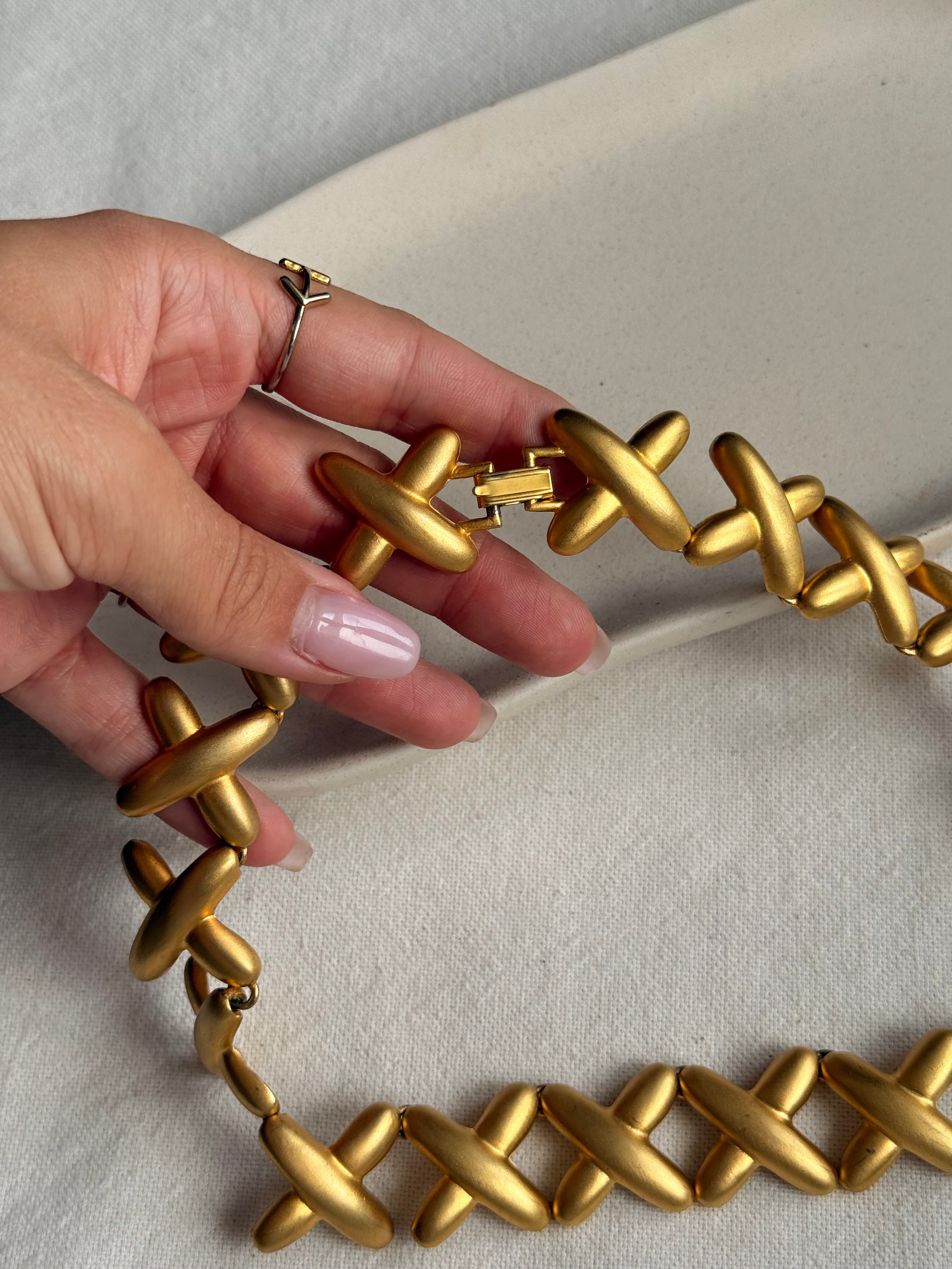 Collier doré vintage - Maille croix