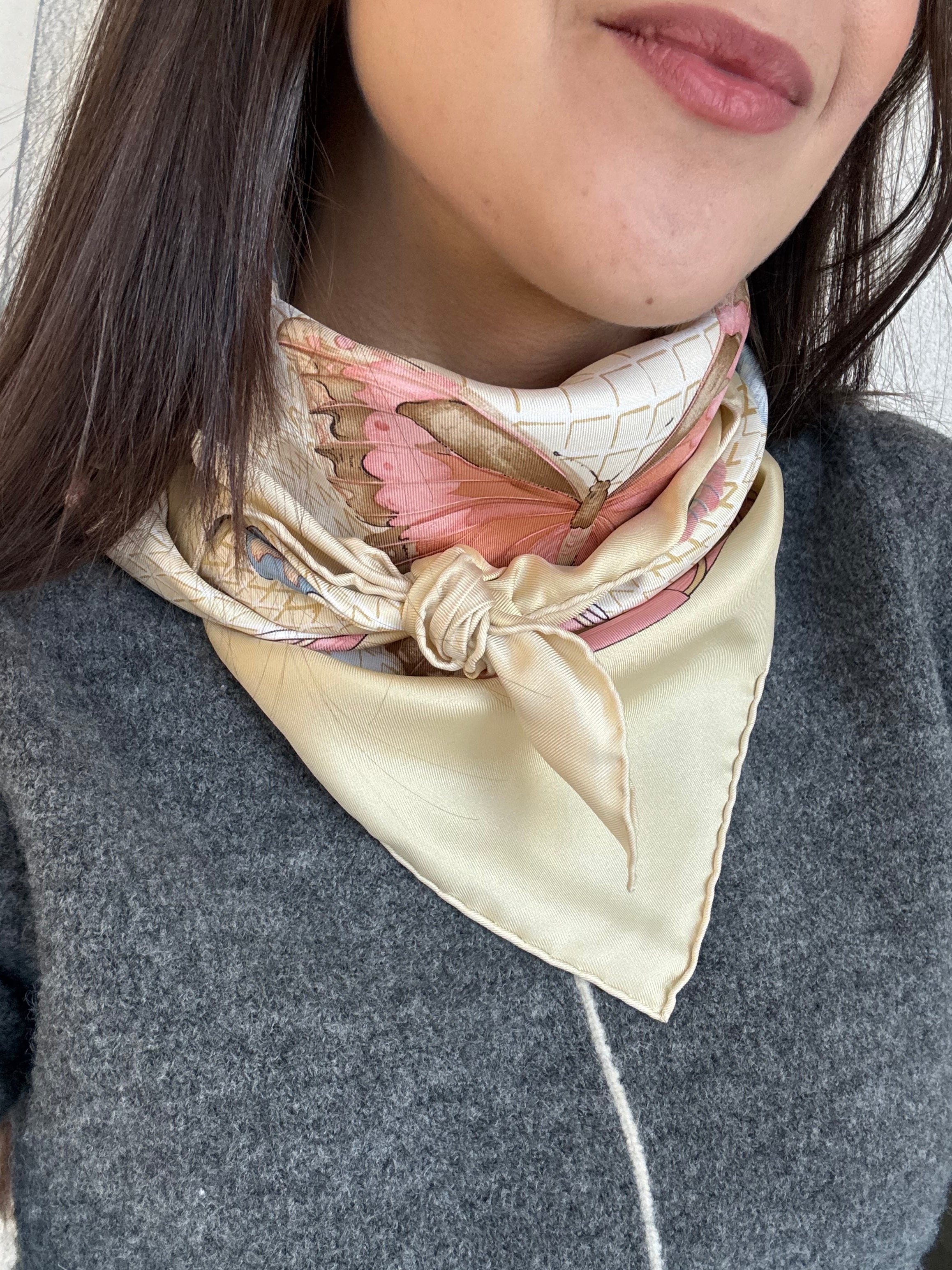 Foulard Hermès – Modèle Farandole