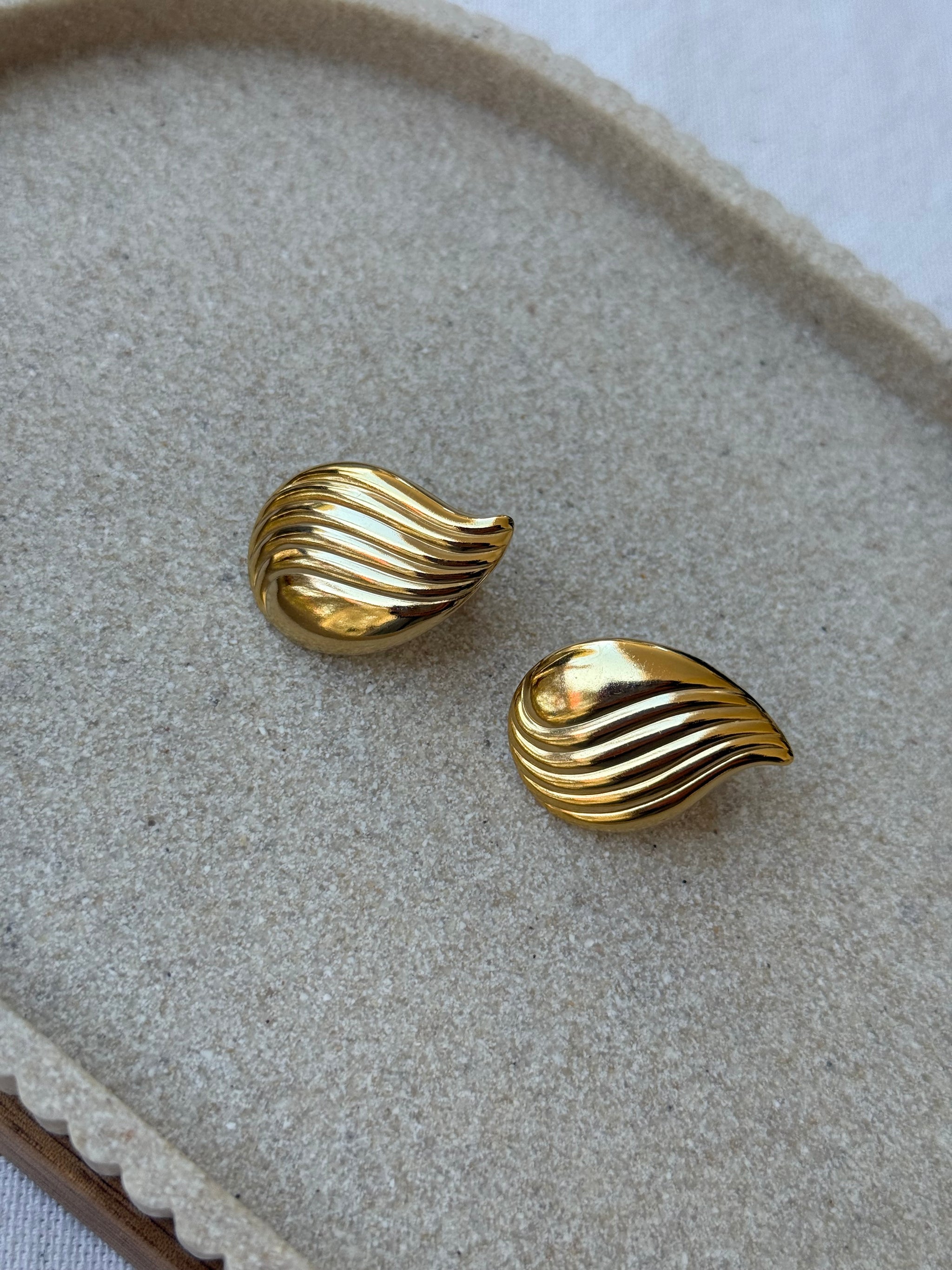 Boucles d’oreilles Napier vintage - Gouttes sculptées dorées