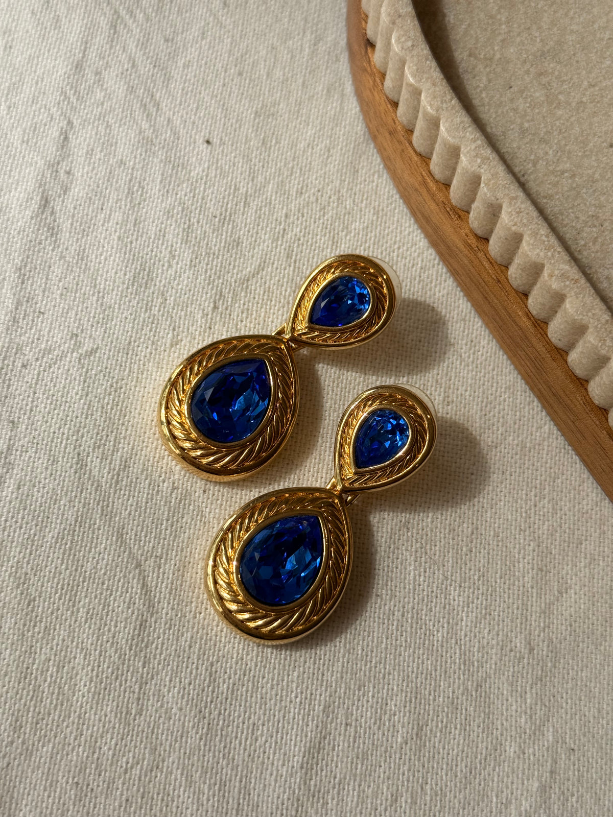 Boucles d’oreilles Swarovski vintage - Cristaux bleus (oreilles percées)