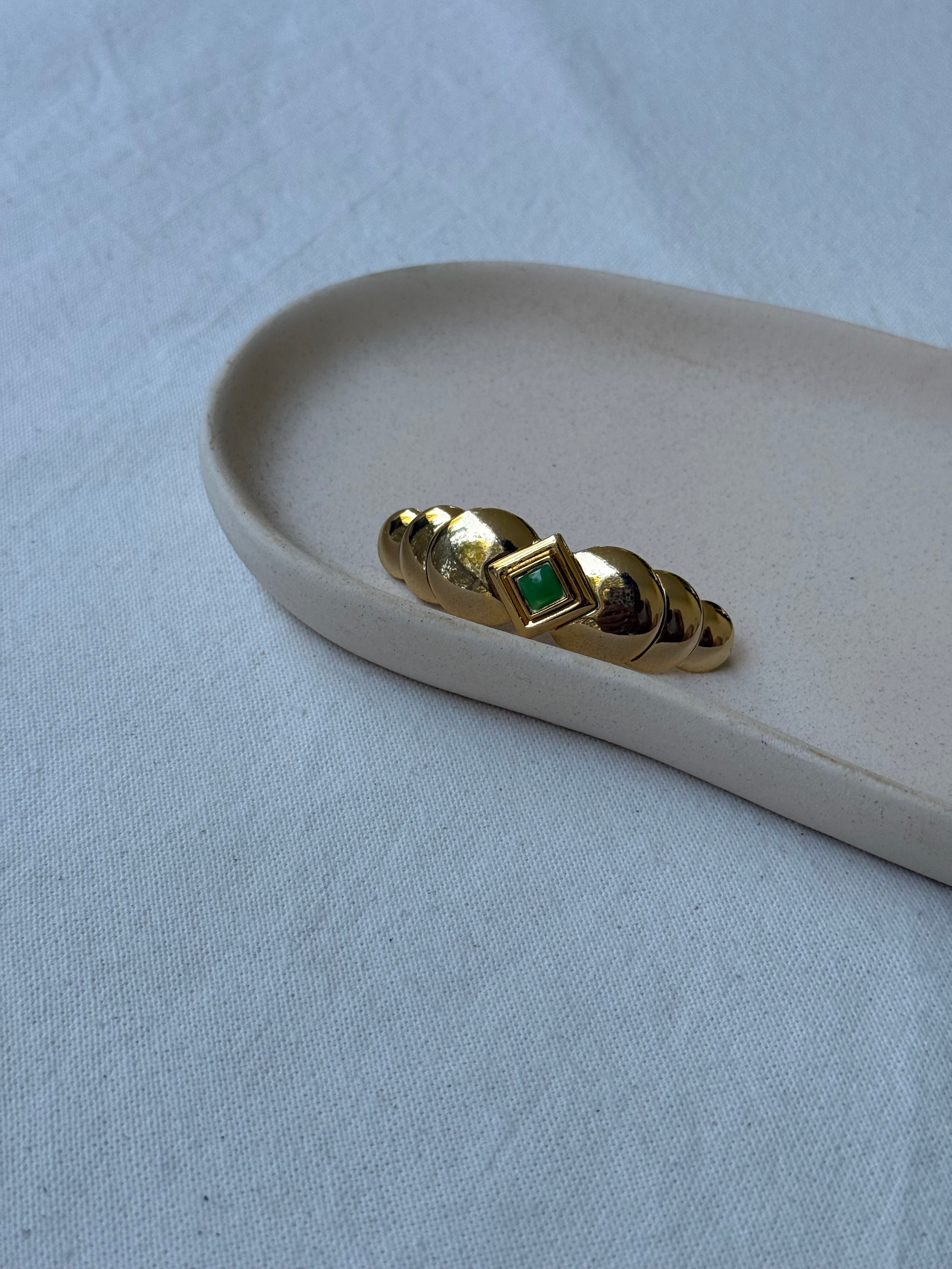 Broche Helena Rubinstein vintage - Motif géométrique et strass vert