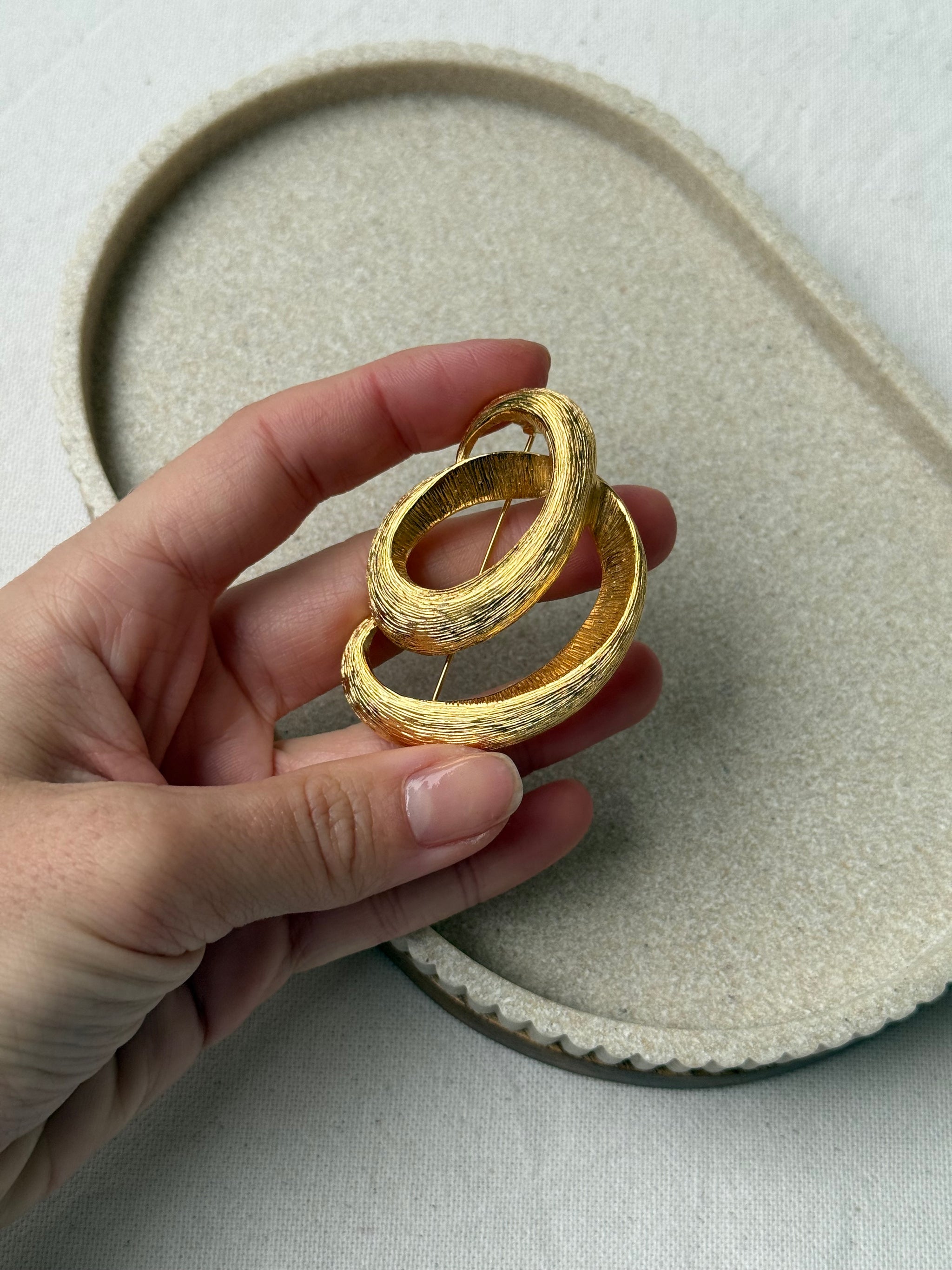 Broche vintage - Spirale brossée