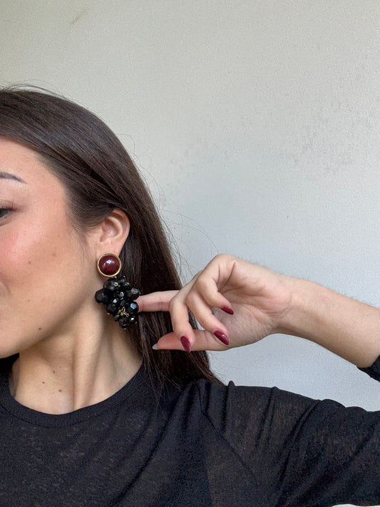 Boucles d’oreilles Georges Rech vintage - Grappes noires et cabochons bordeaux