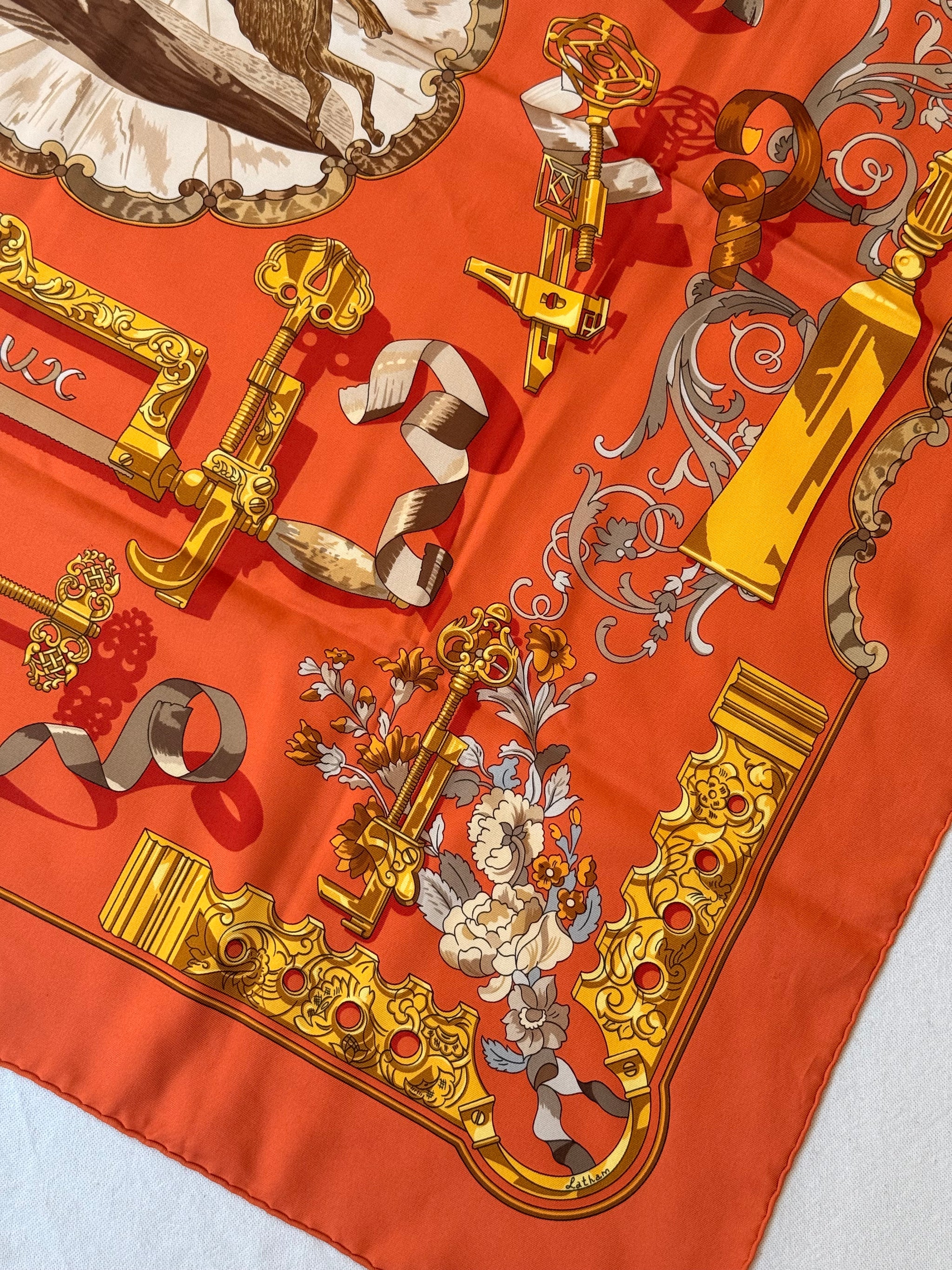 Foulard Hermès – Modèle Copeaux