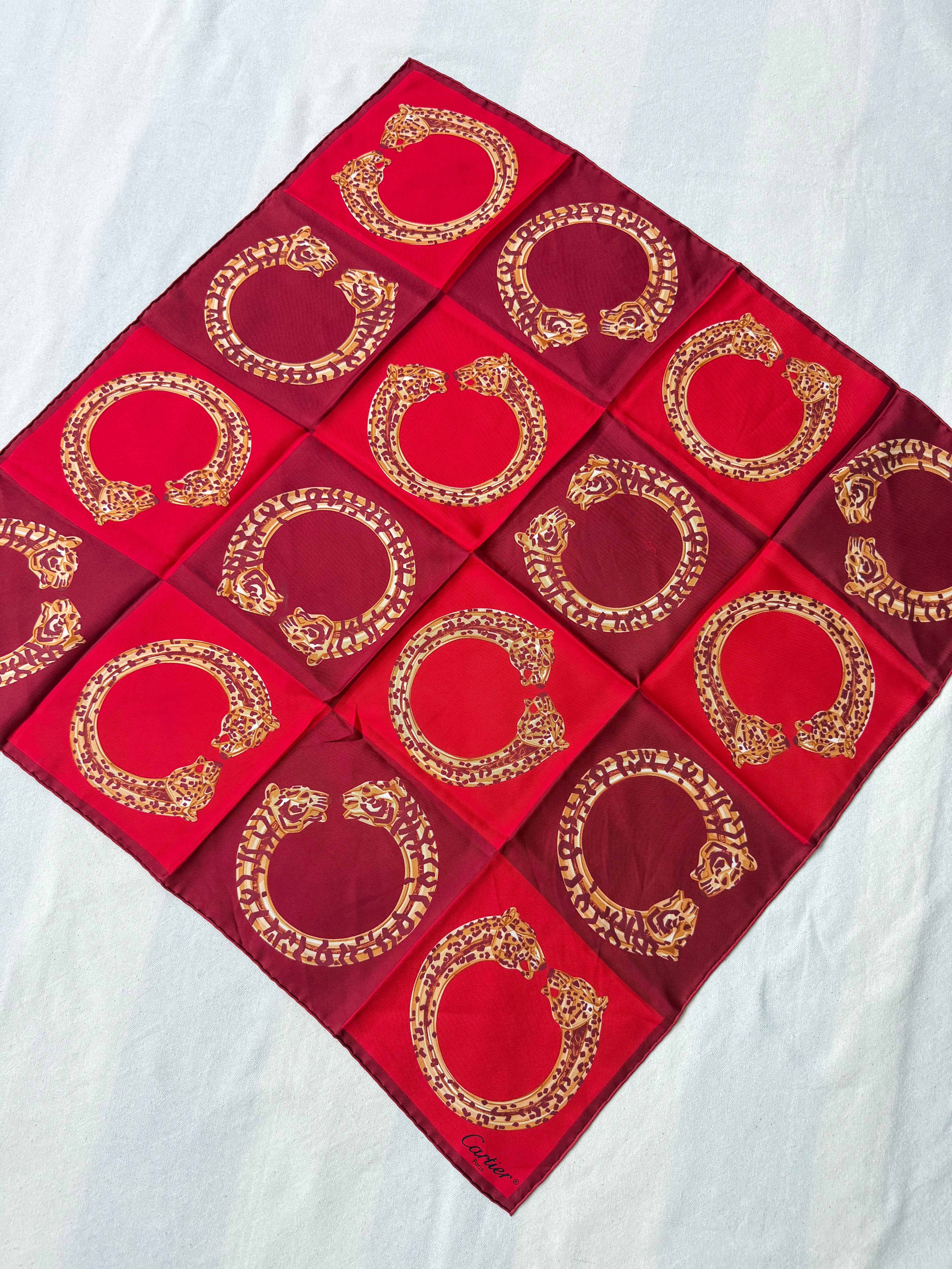 Foulard Cartier – Modèle rouge et panthères