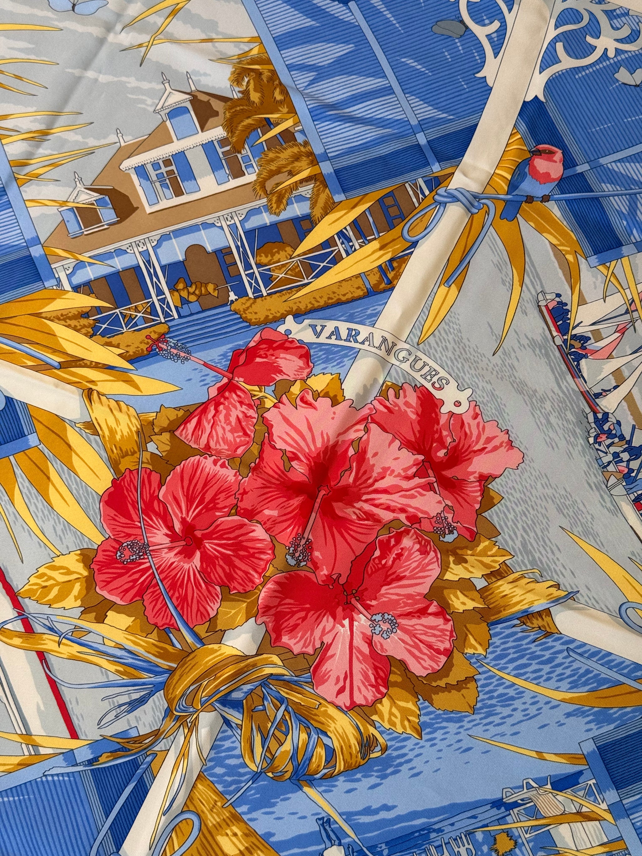 Foulard Hermès – Modèle Varangues