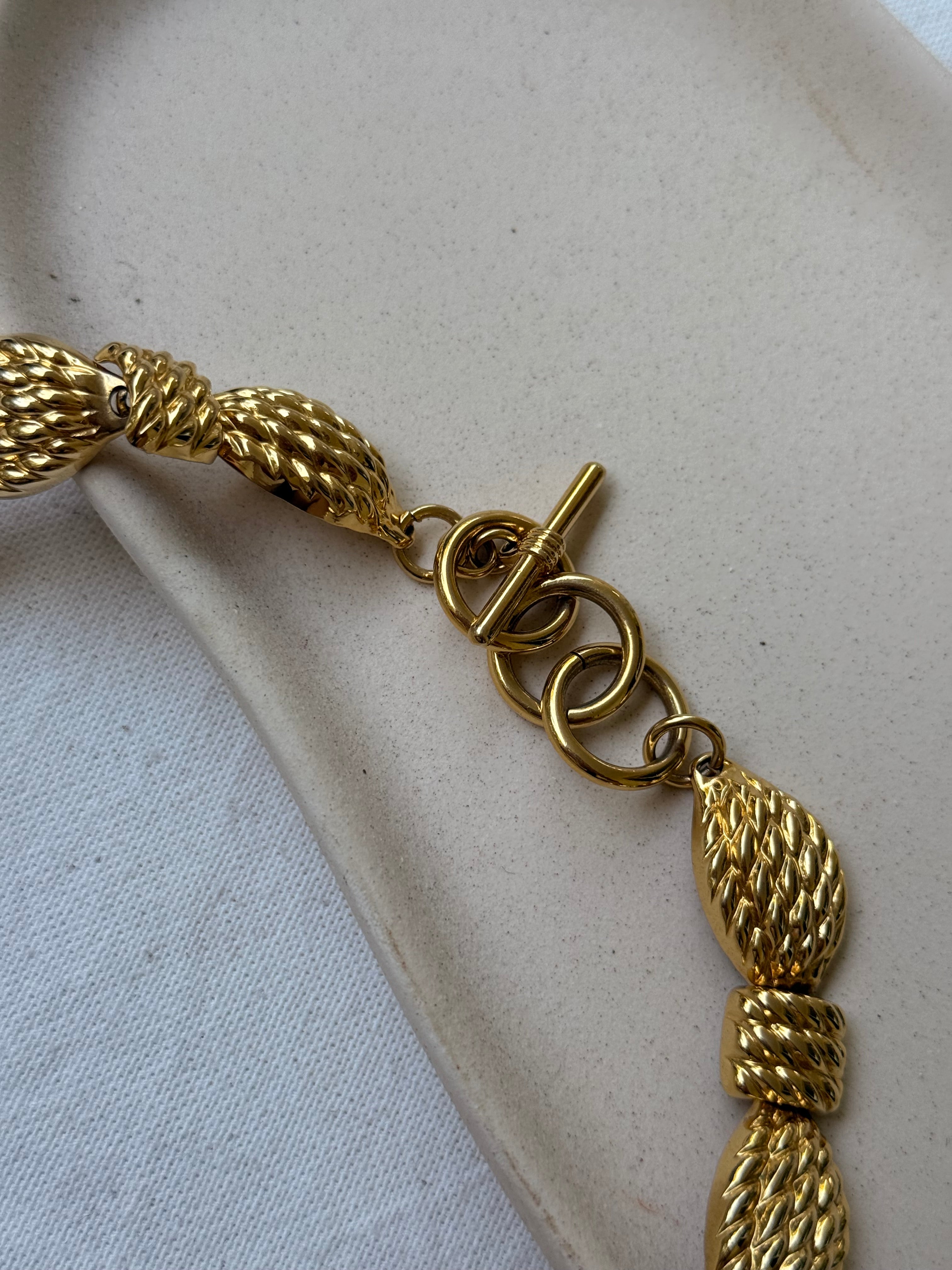 Collier doré vintage - maille texturée dorée