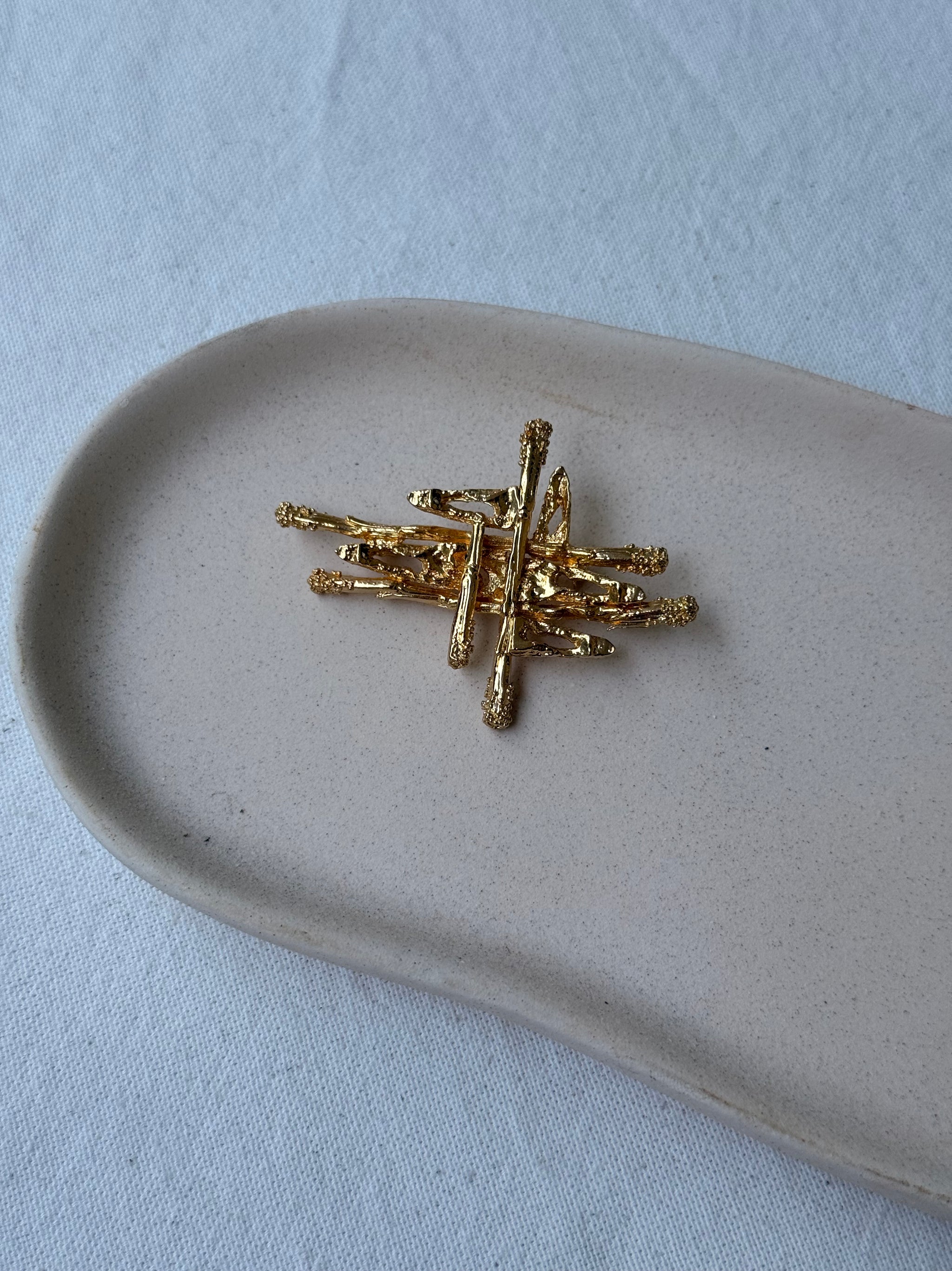 Broche vintage - Motif croix stylisée