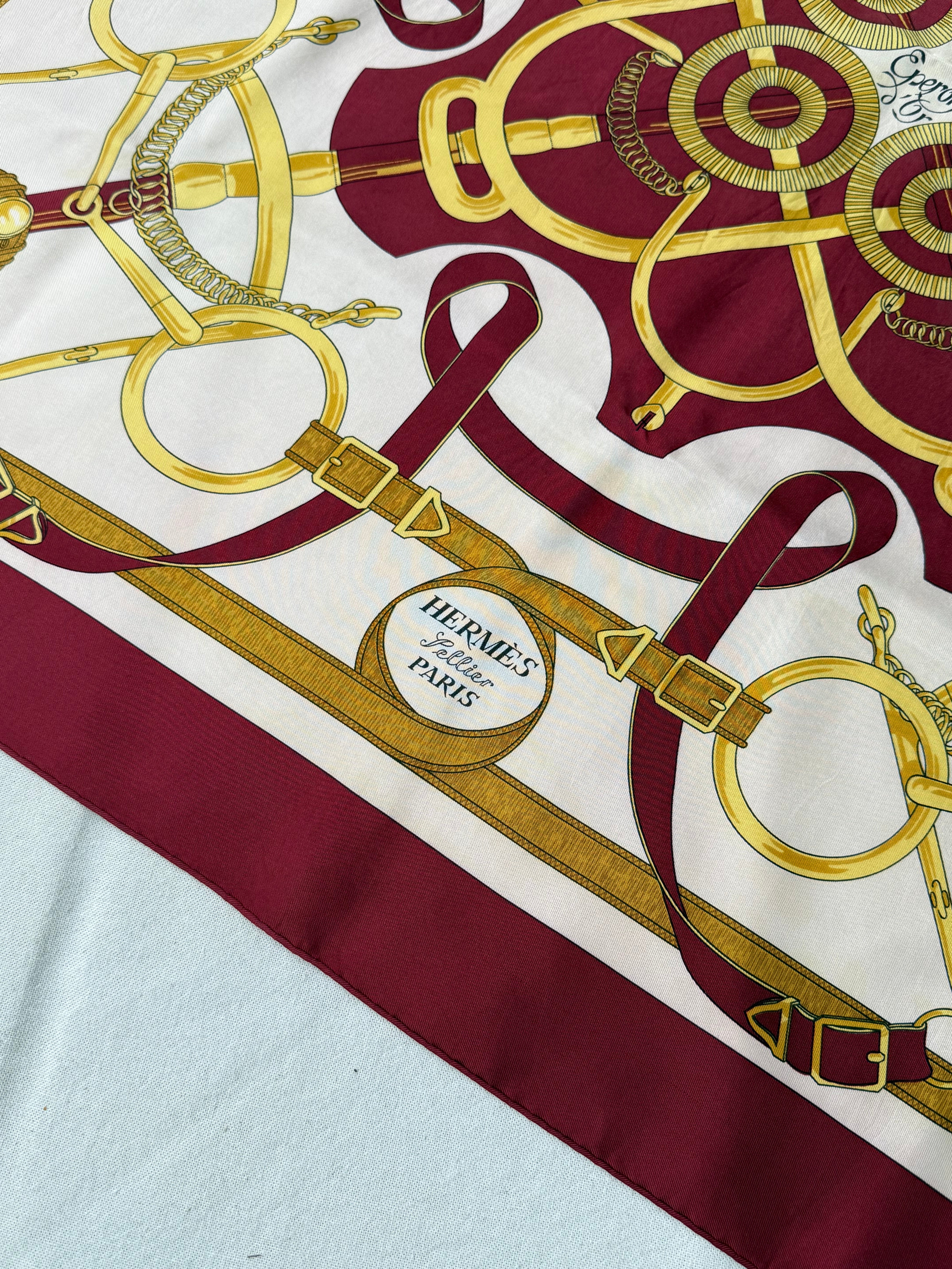 Foulard Hermès – Modèle Éperon d’Or