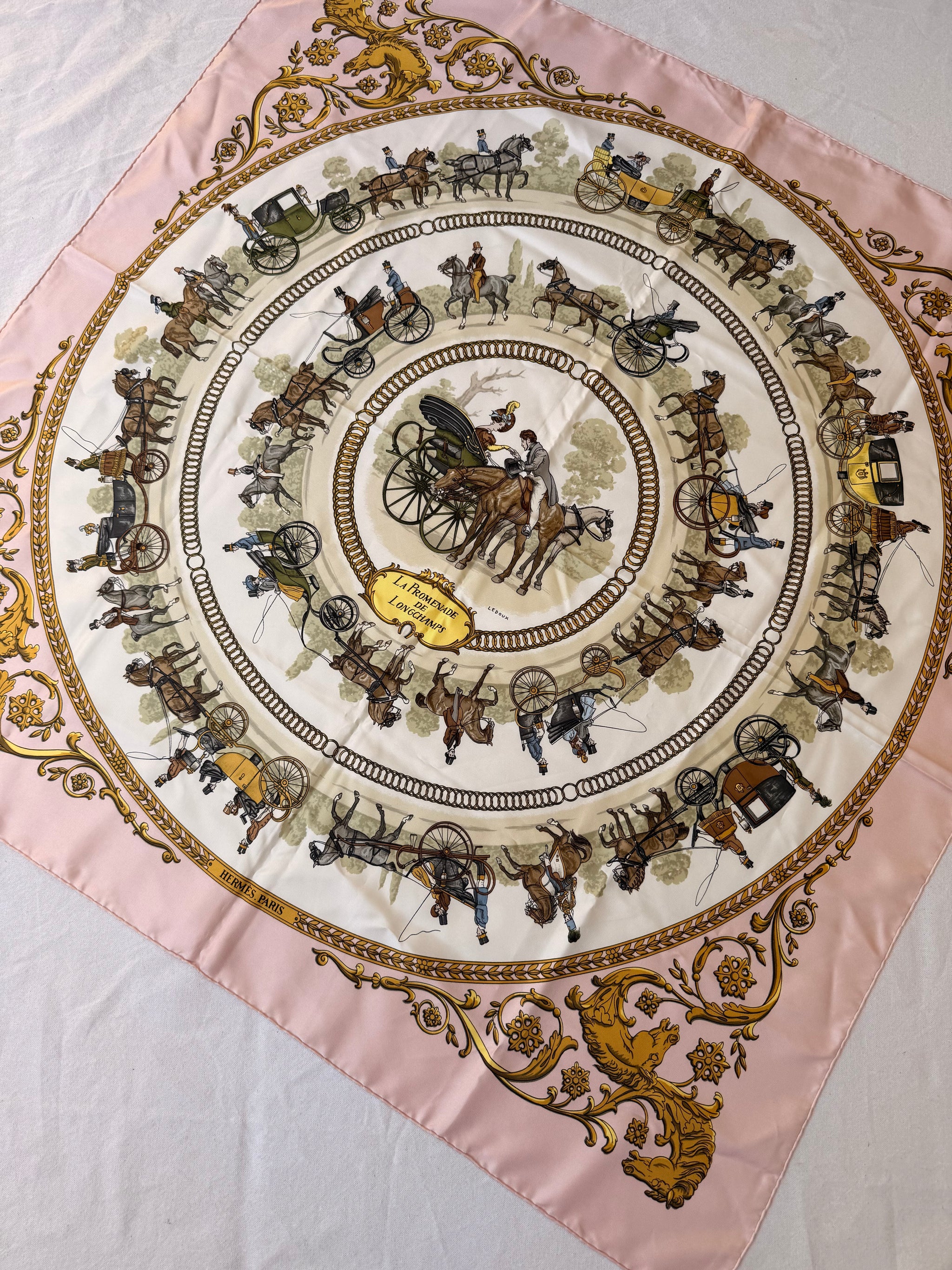 Foulard Hermès – Modèle Promenade de Longchamps