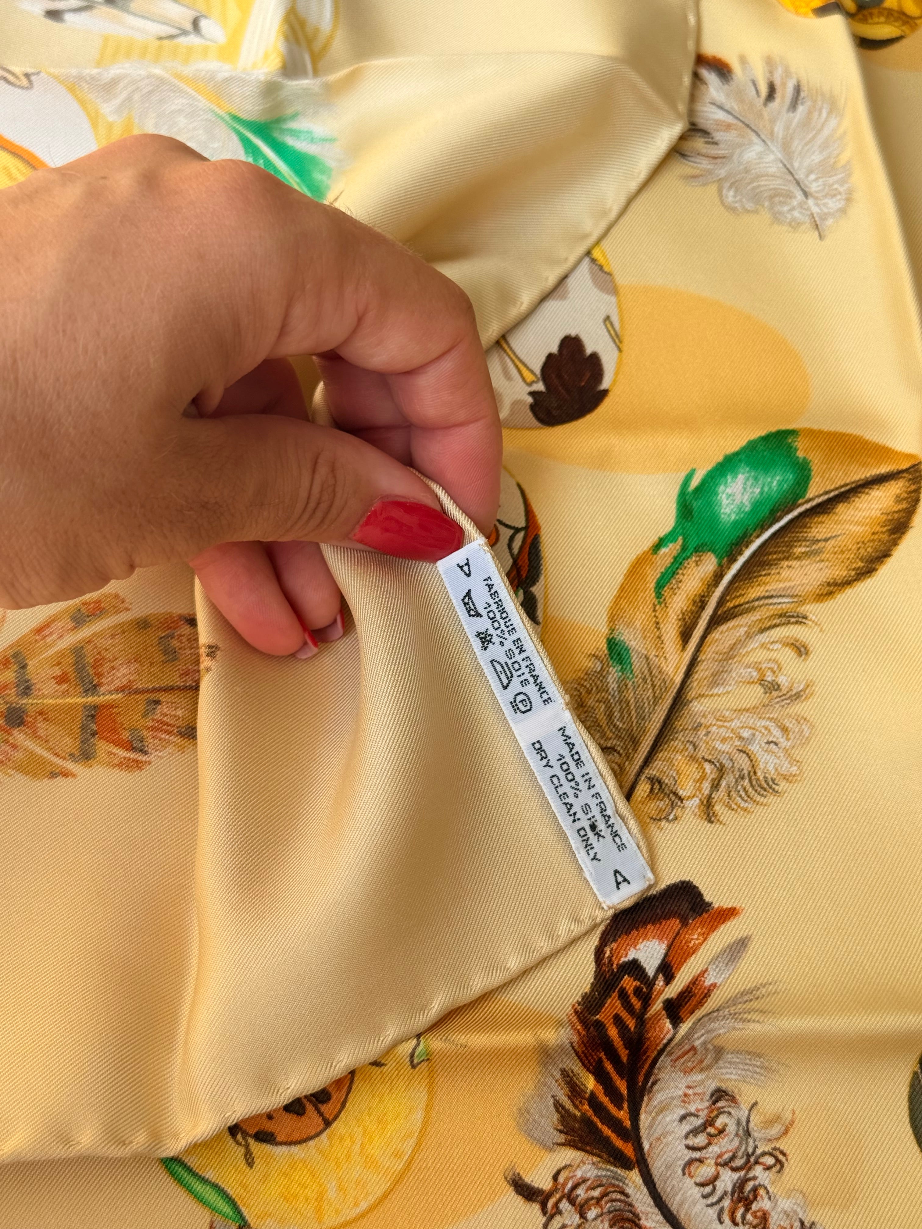 Foulard Hermès – Modèle Couvée d'Hermès