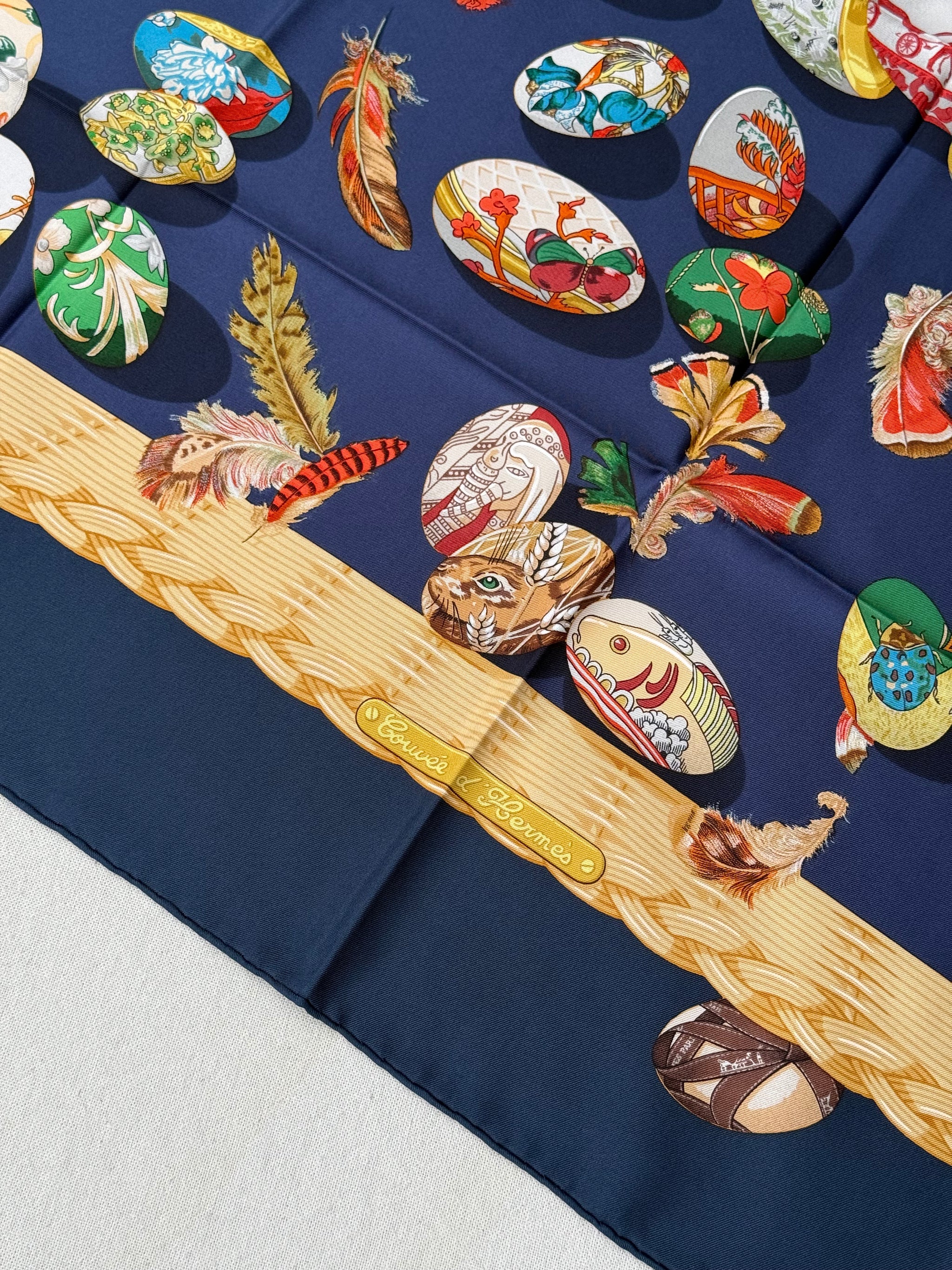 Foulard Hermès – Modèle Couvée d'Hermès