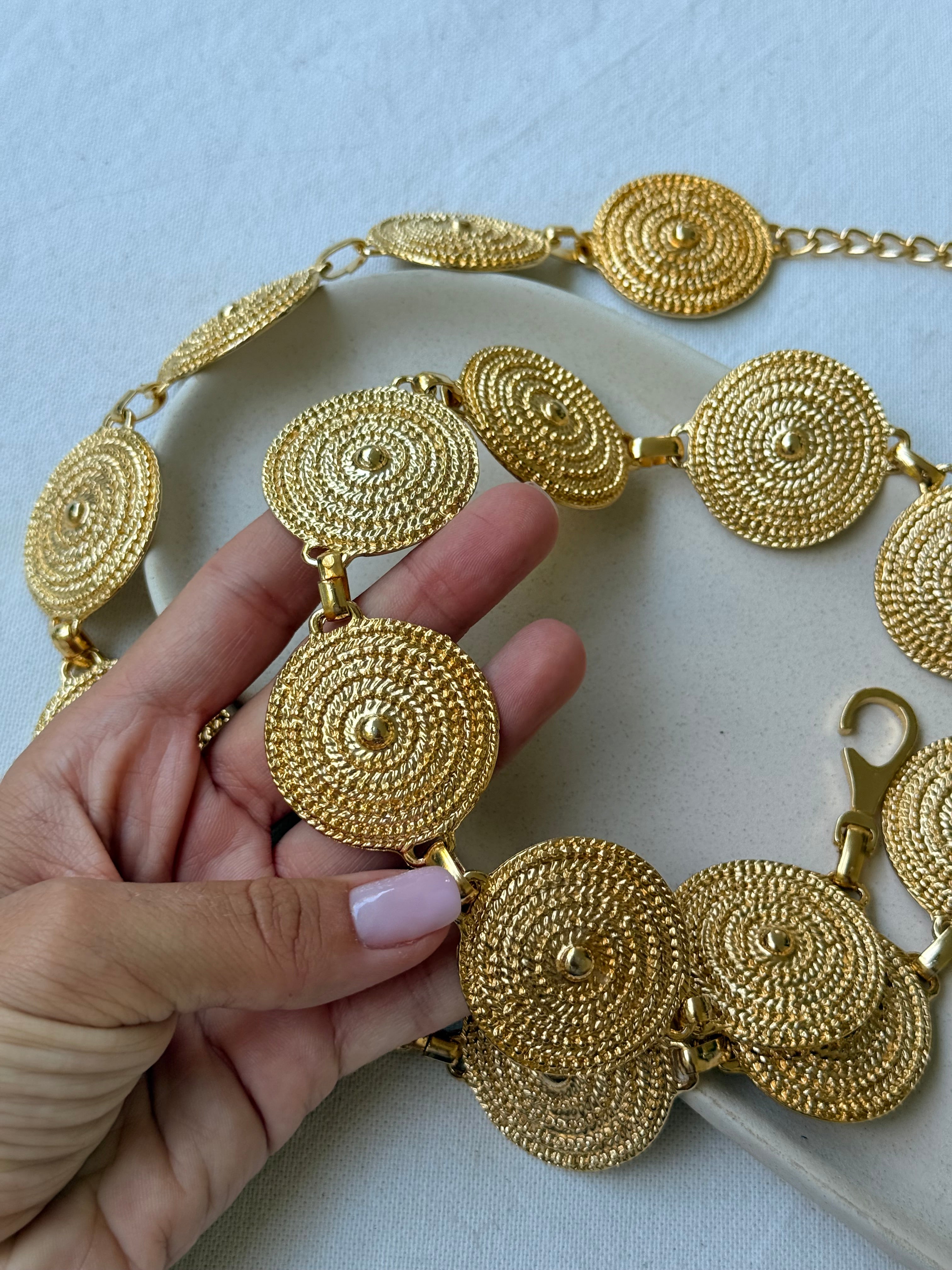 Ceinture vintage - Médaillons circulaires dorés