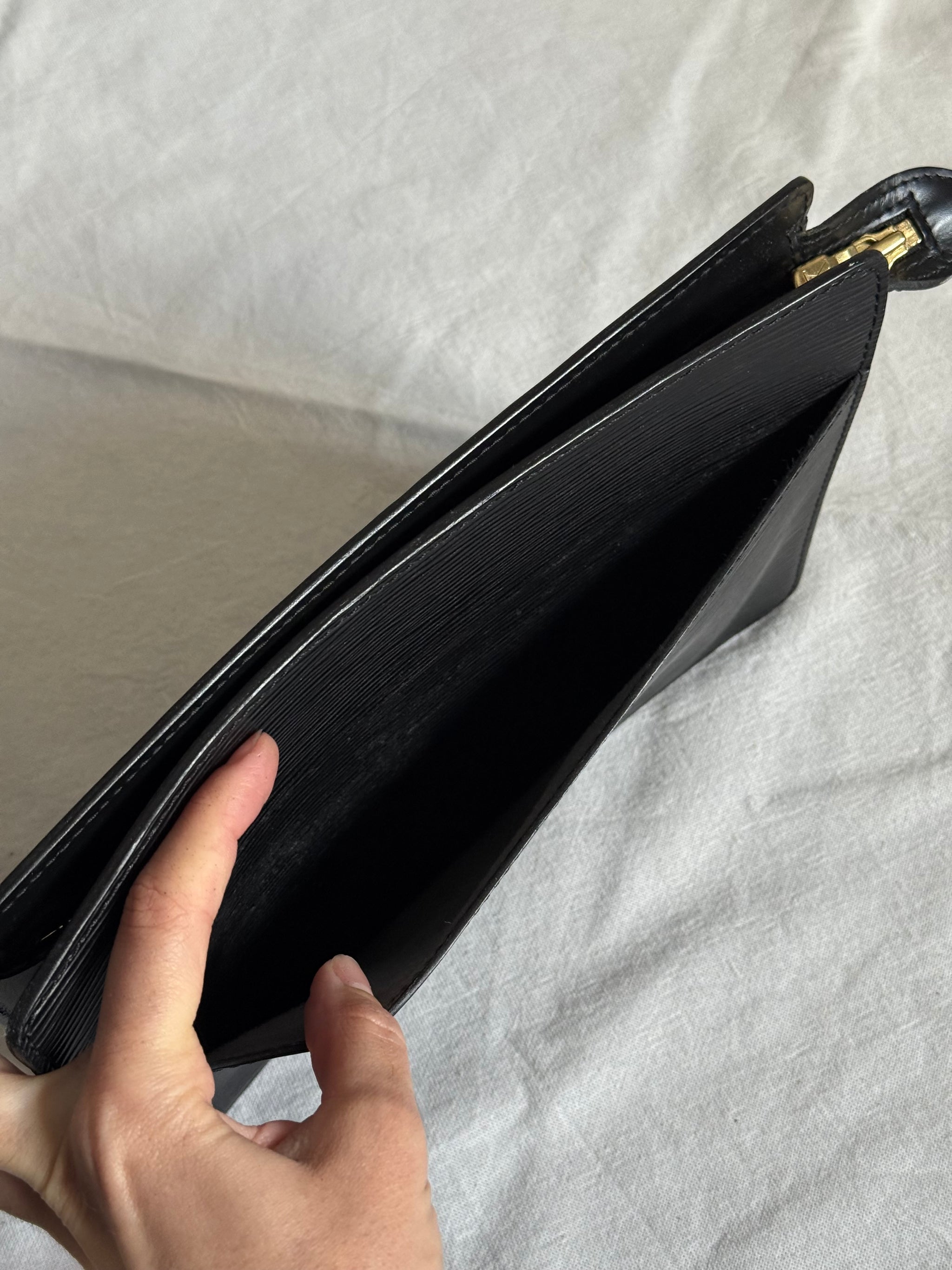 Pochette Louis Vuitton vintage - Cuir épi noir