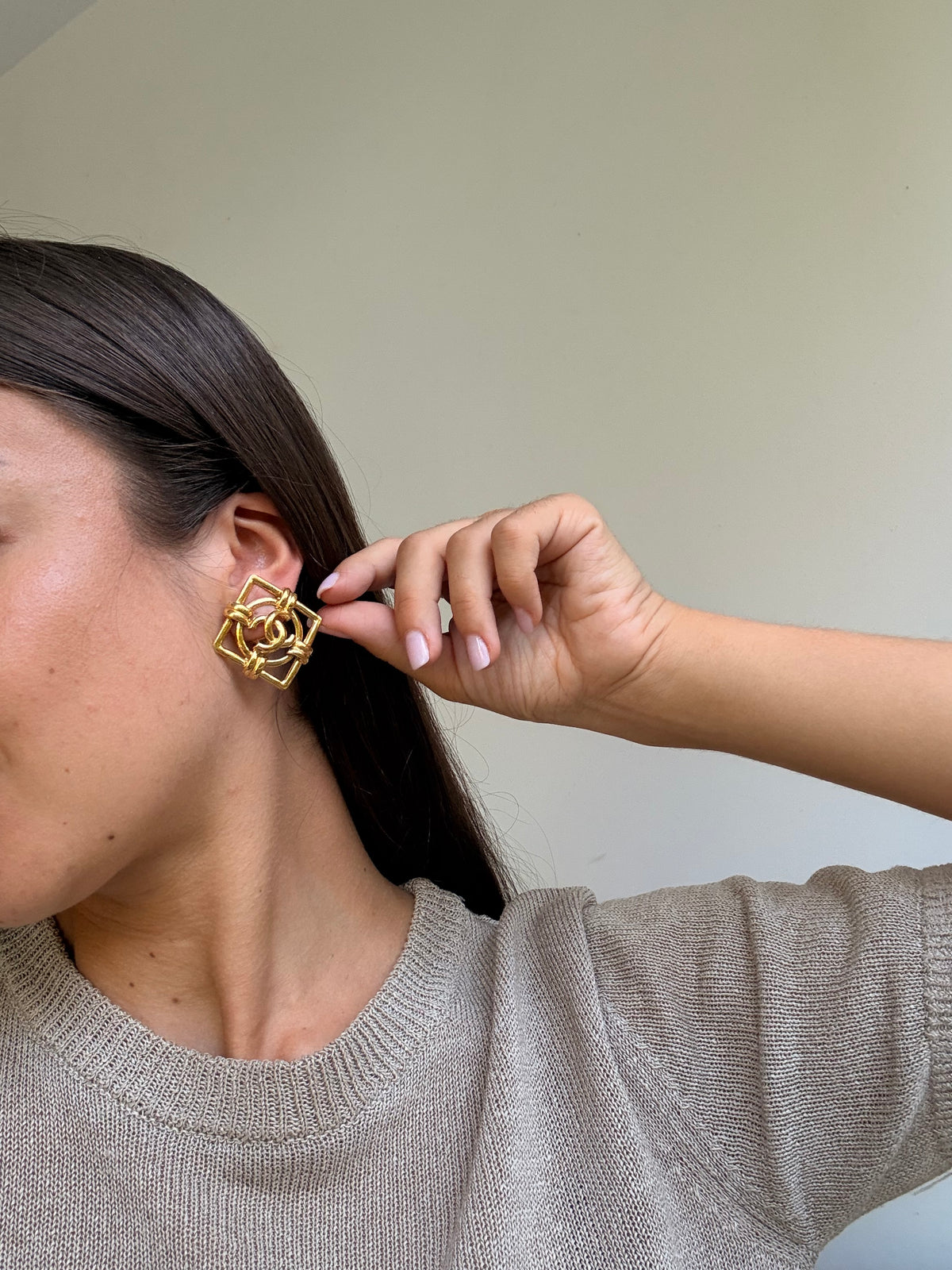 Boucles d’oreilles vintage Chanel - Logo CC ajouré