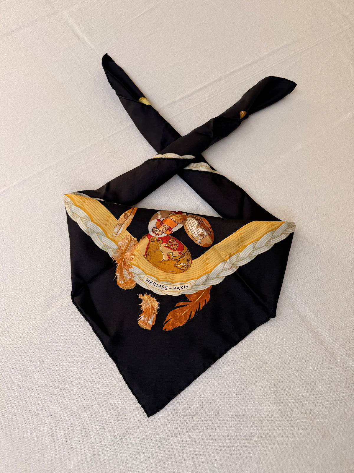 Foulard Hermès – Modèle Couvée d'Hermès