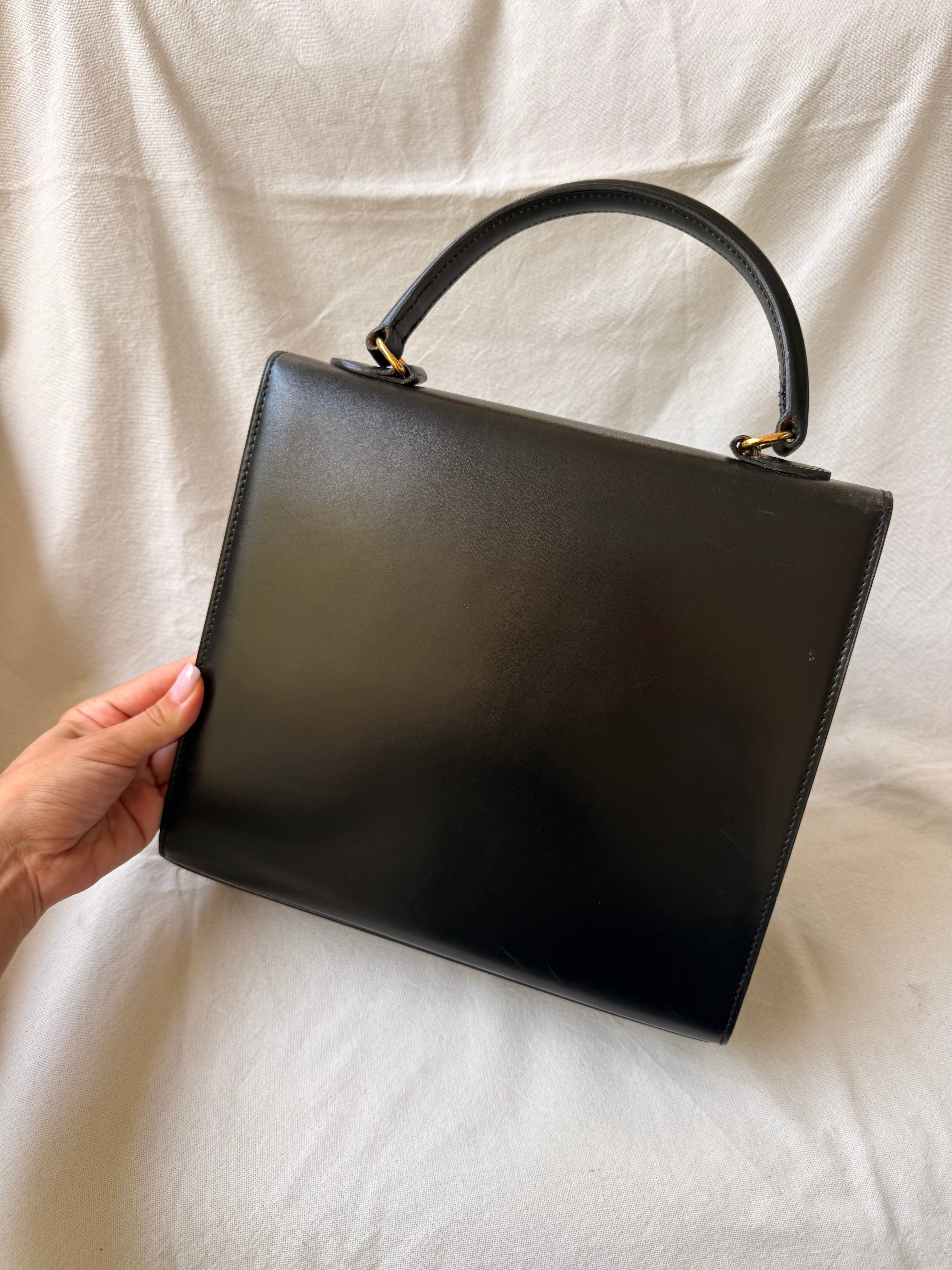 Sac Céline vintage - Top Handle cuir noir et fermoir doré