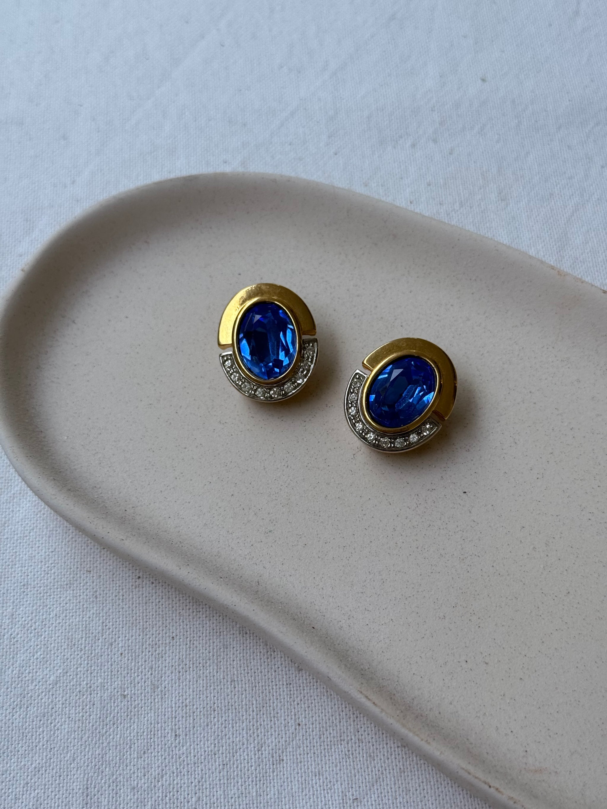 Boucles d’oreilles vintage - Cristaux bleus facettés