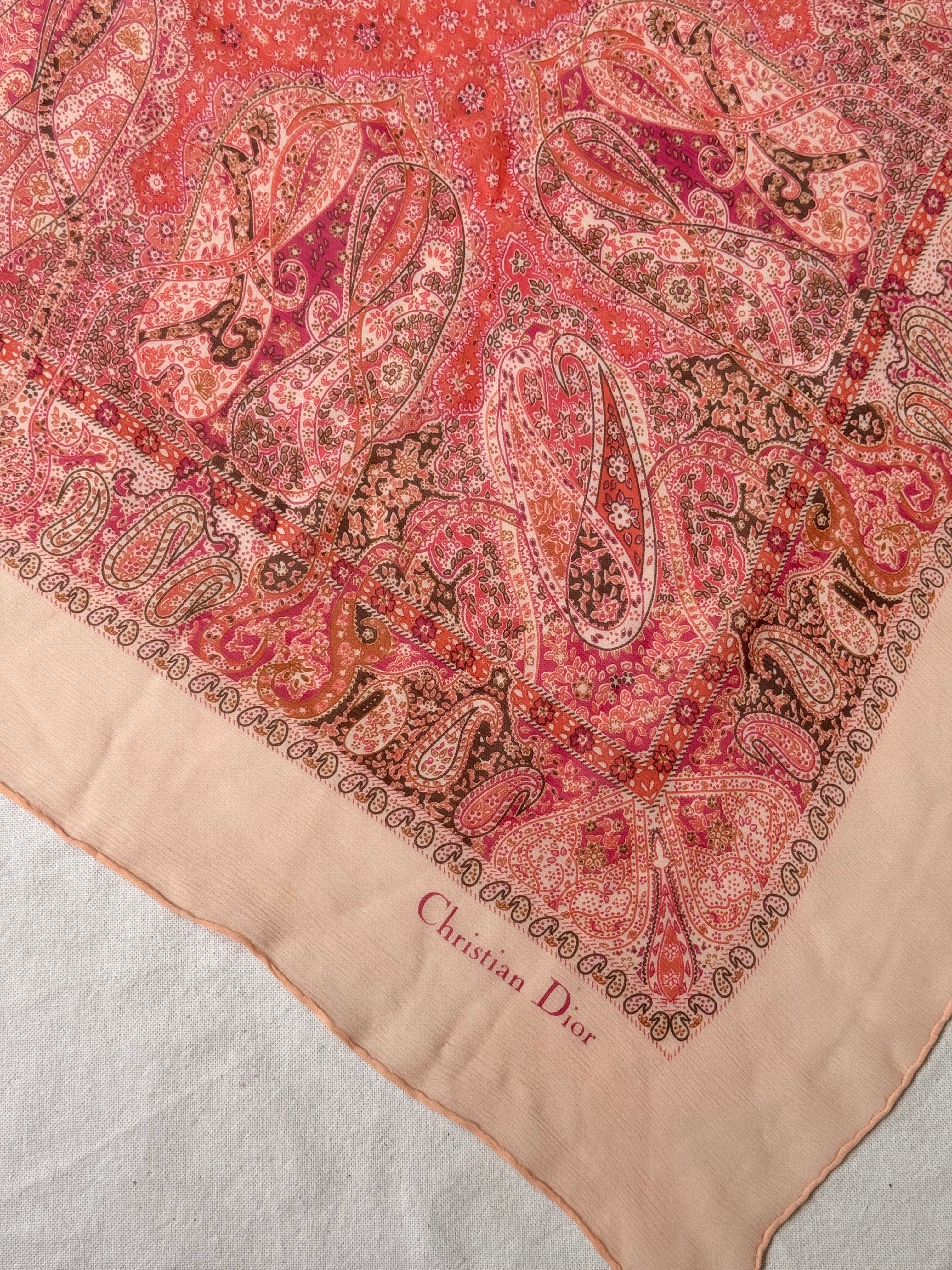 Foulard Christian Dior vintage – Motifs cachemire rose