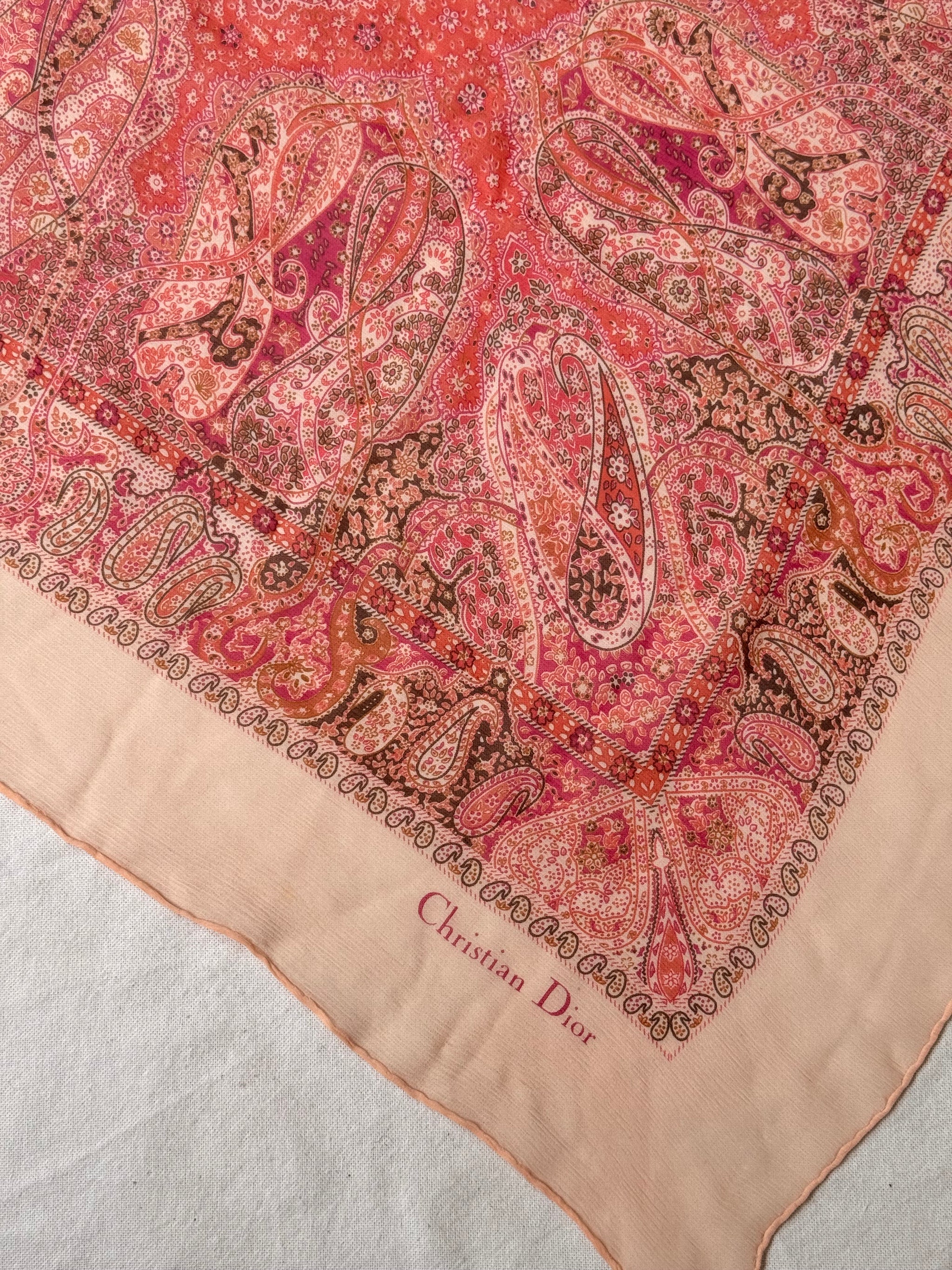 Foulard Christian Dior vintage – Motifs cachemire rose