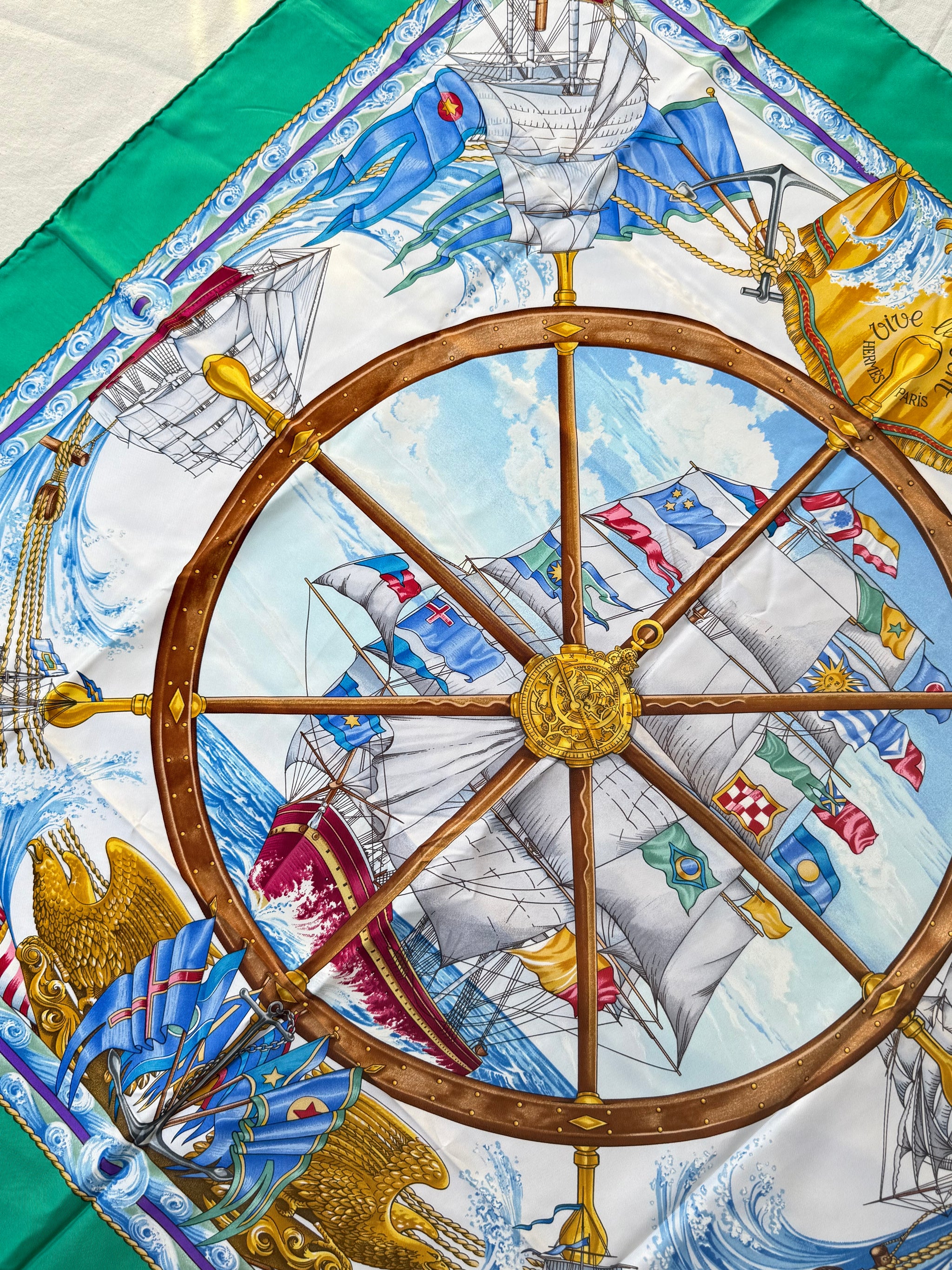 Foulard Hermès – Vive le Vent