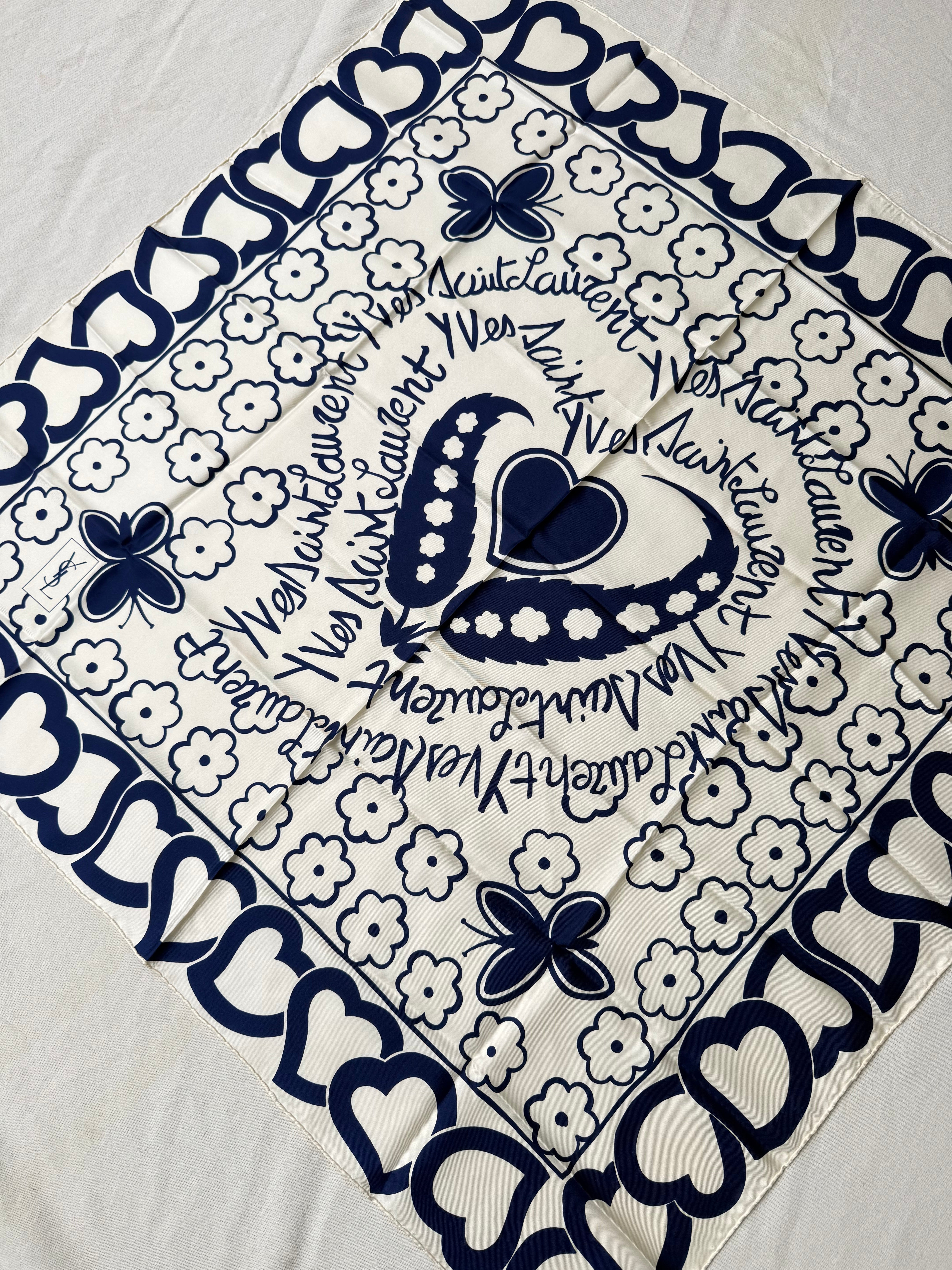 Foulard Yves Saint Laurent – Cœurs et fleurs