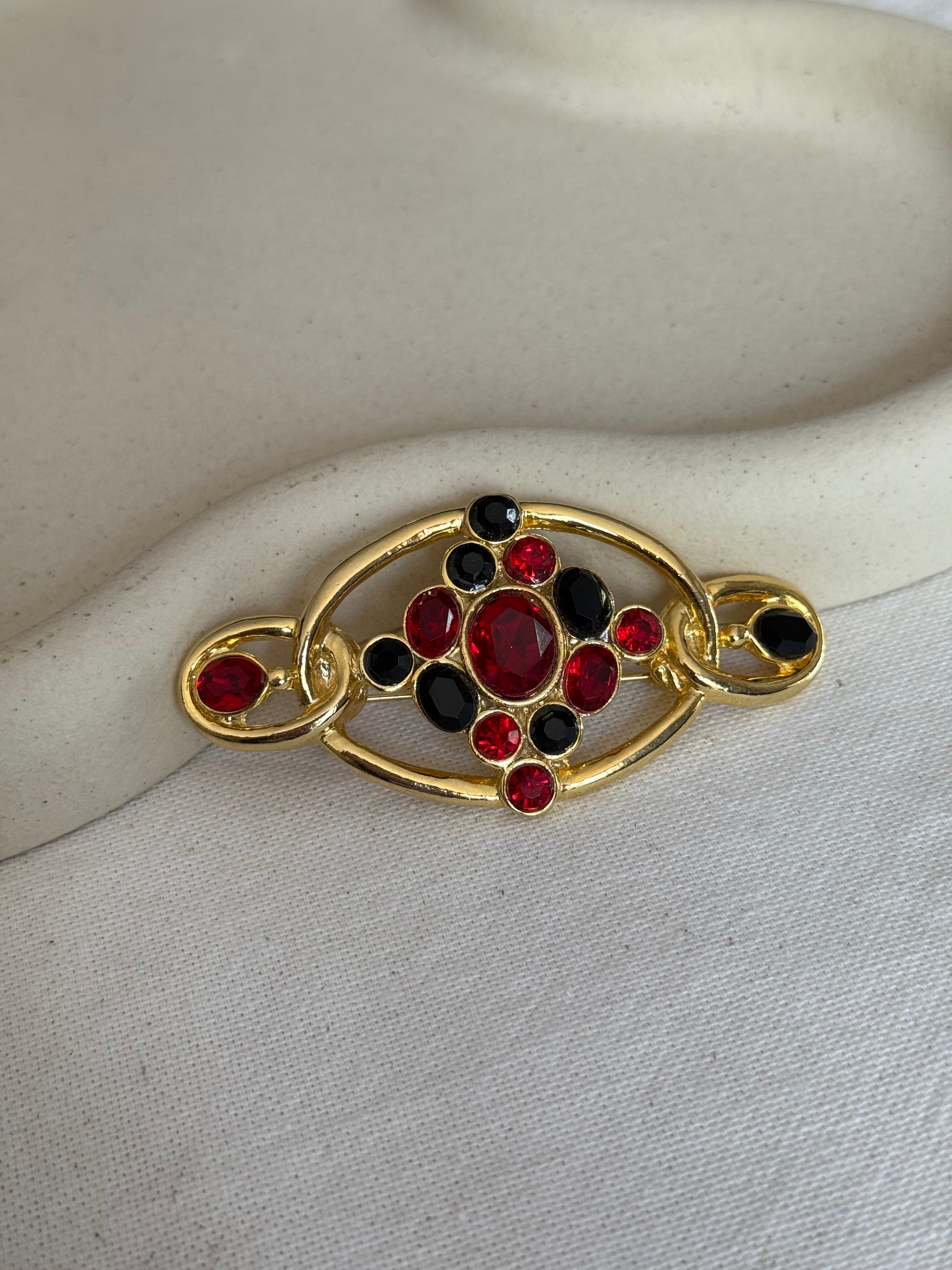 Broche vintage - Cristaux noirs et rouges