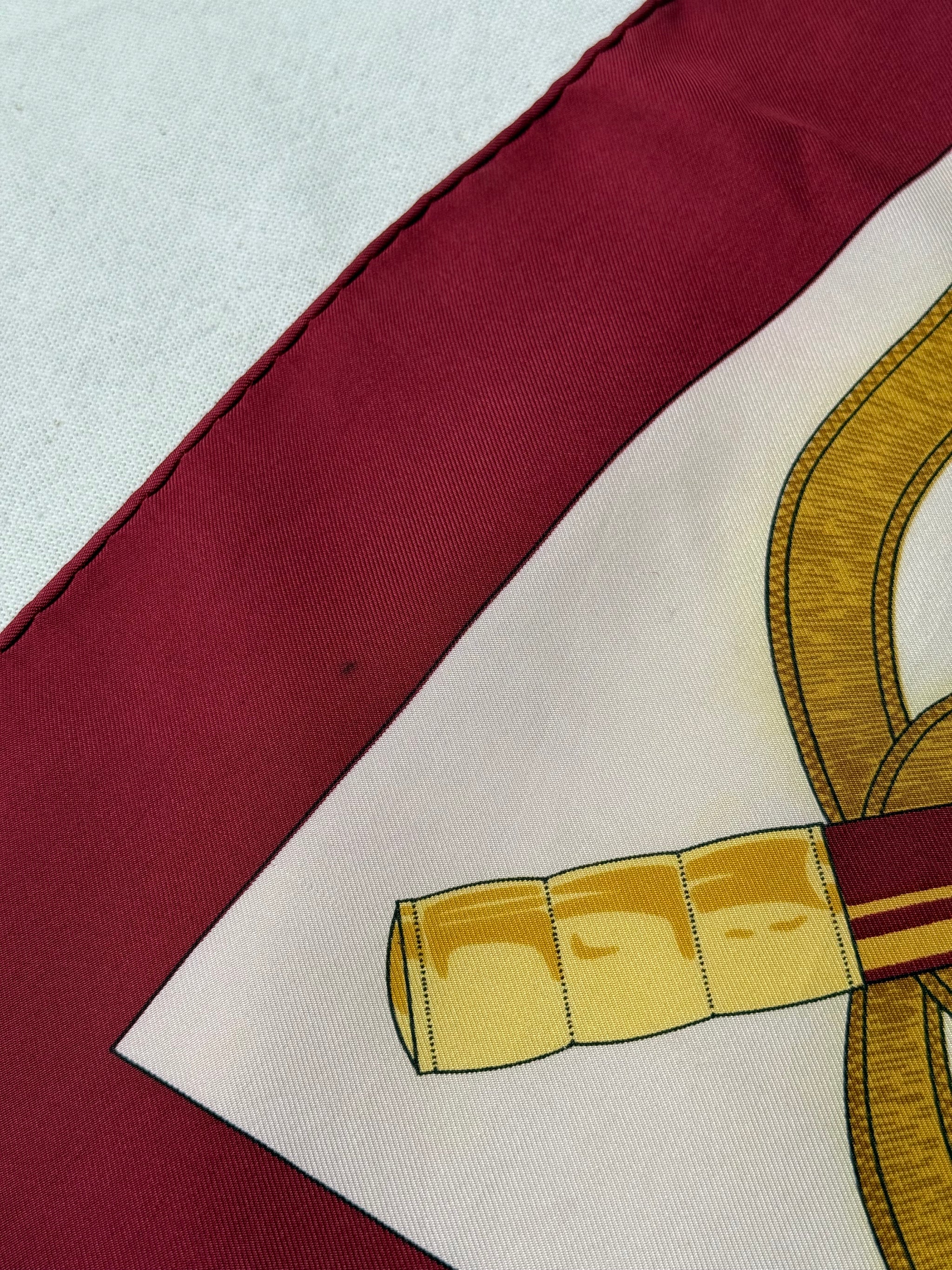 Foulard Hermès – Modèle Éperon d’Or