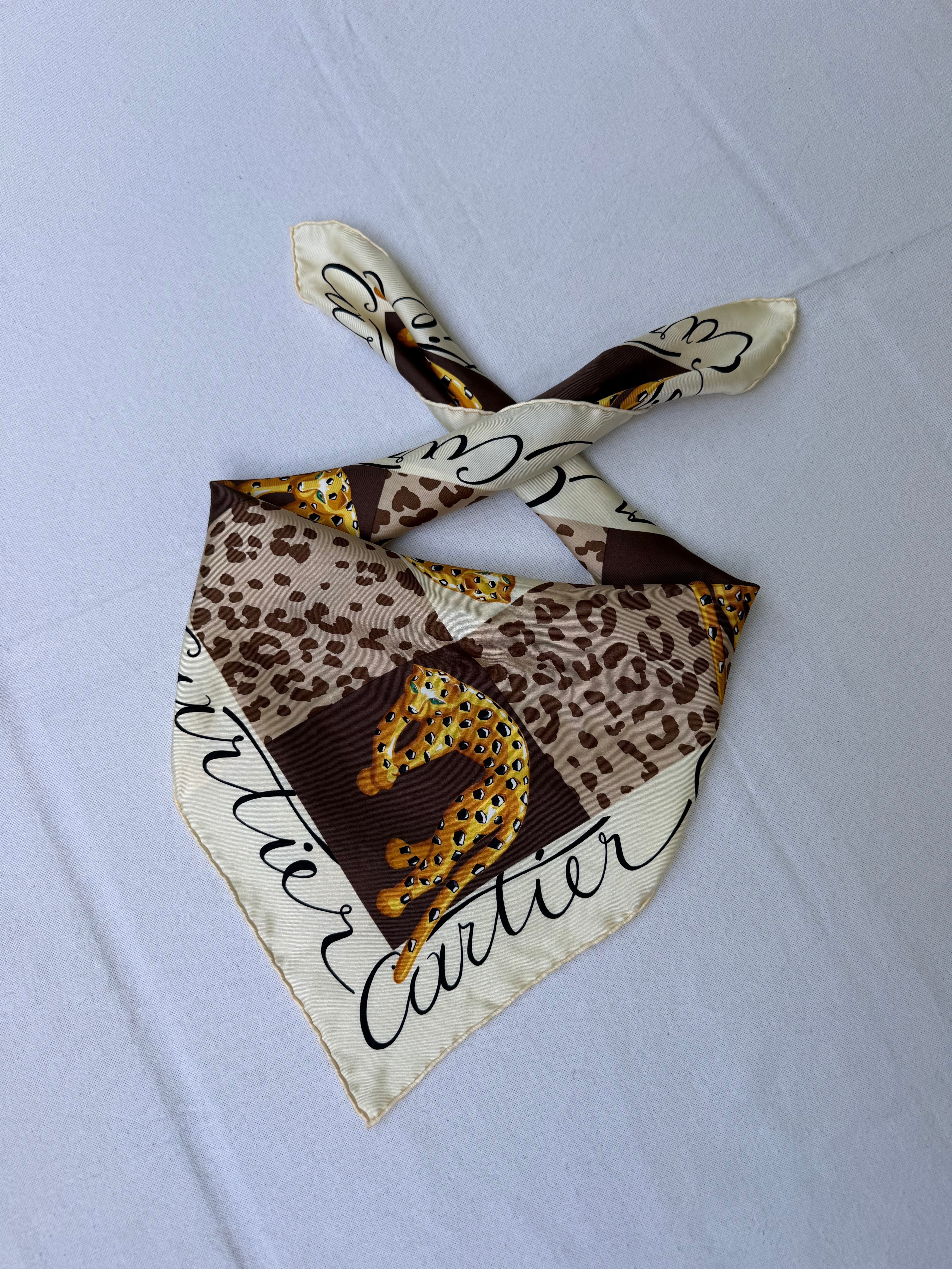 Foulard Cartier – Modèle marron et panthères