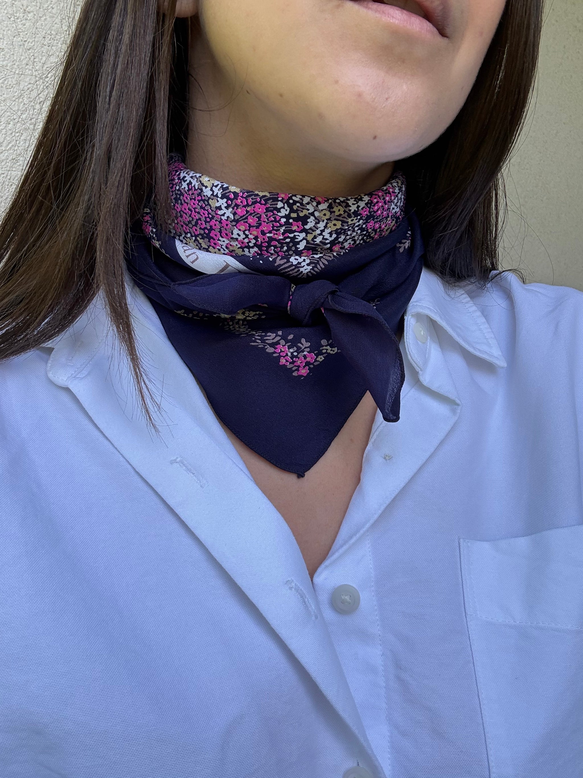 Christian Dior Scarf – Floral patterns