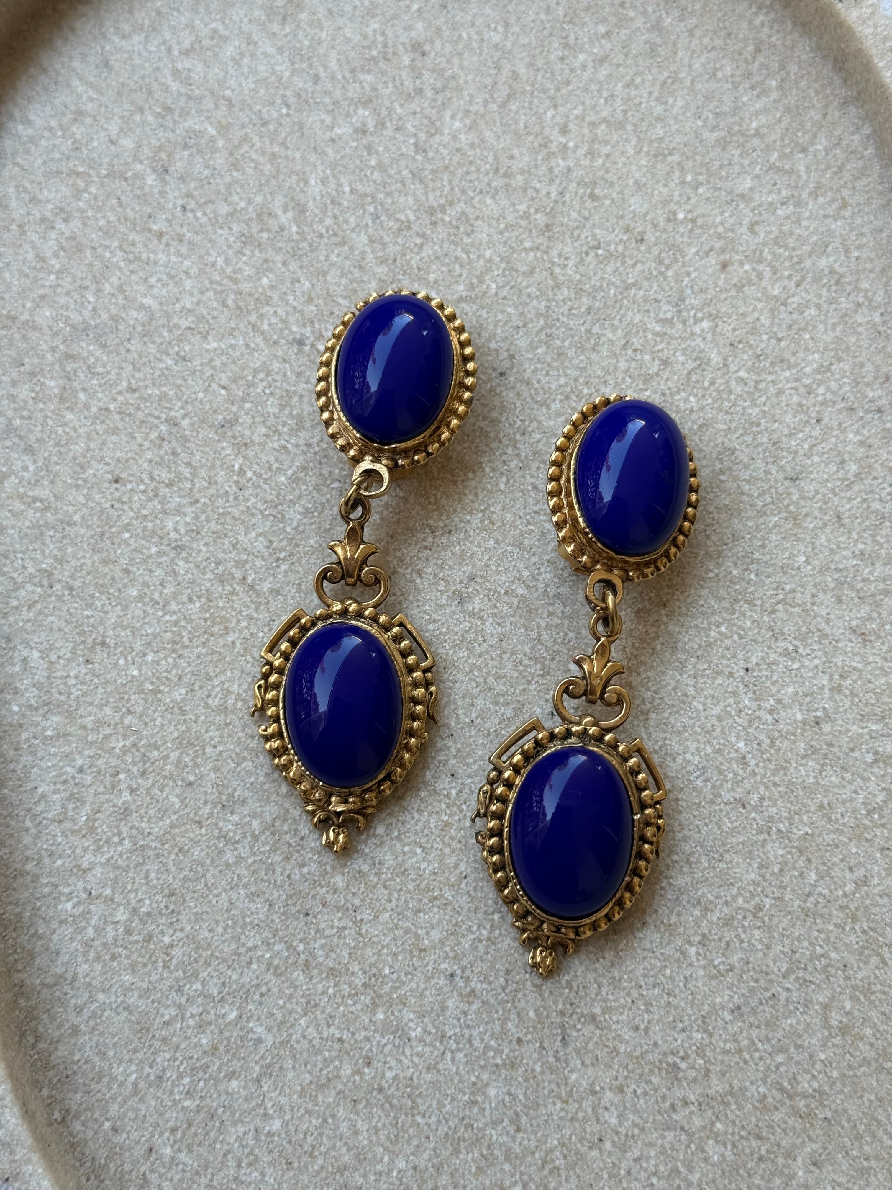 Boucles d’oreilles vintage - Cabochons bleus et monture dorée