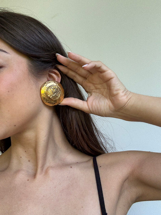 Boucles d’oreilles YSL vintage - Relief martelé XXL