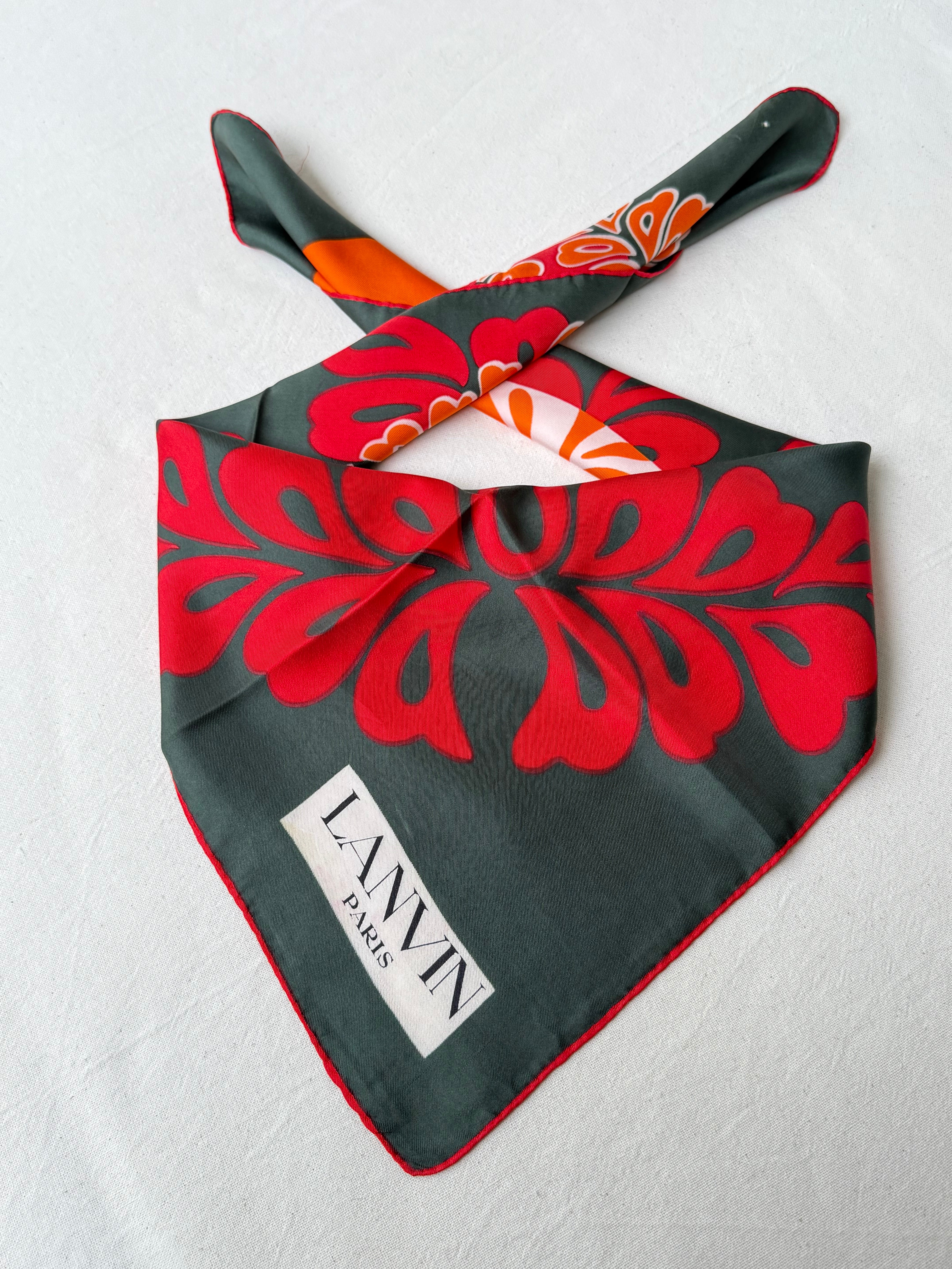 Foulard Lanvin – Motifs floraux