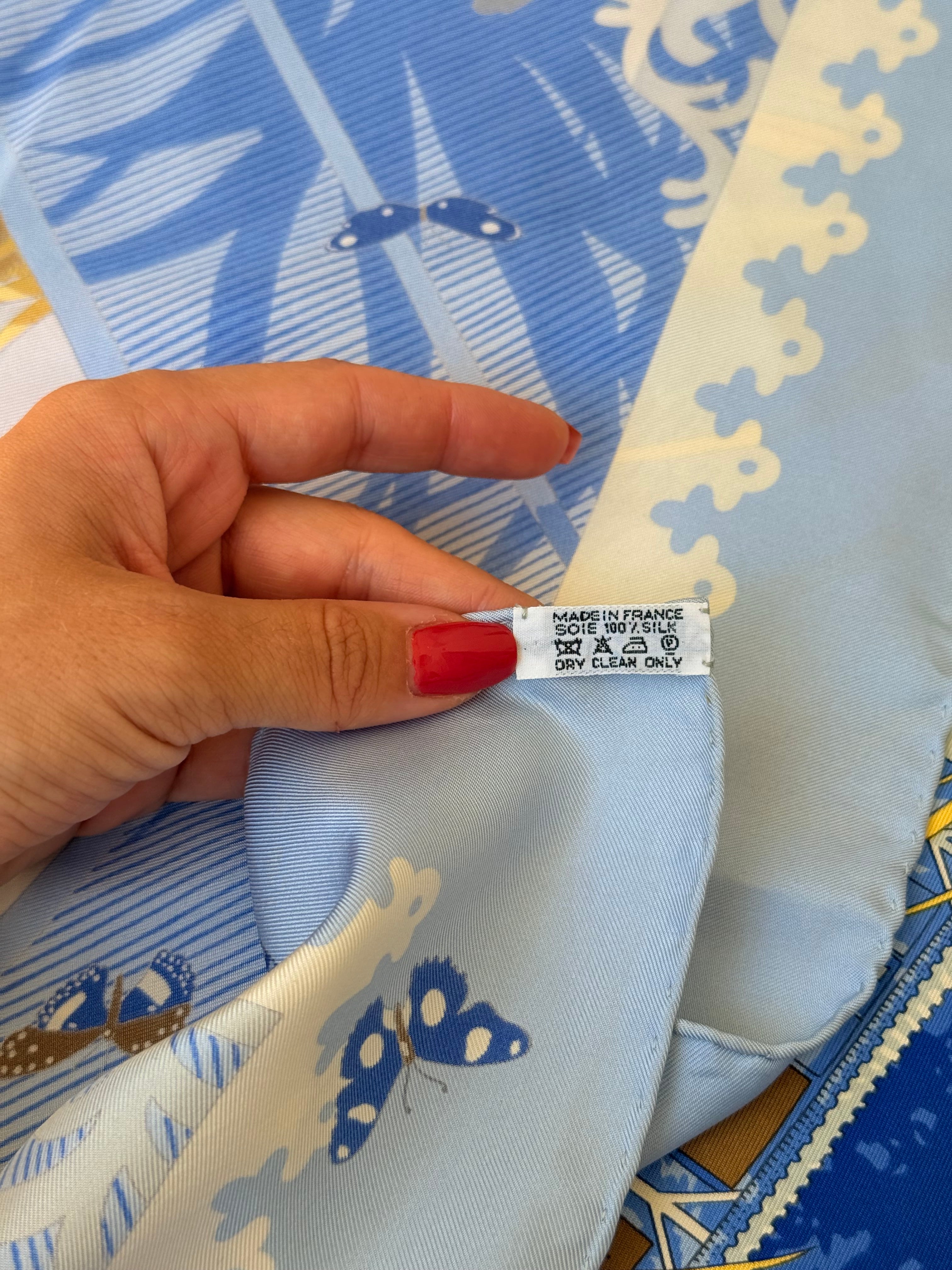 Foulard Hermès – Modèle Varangues