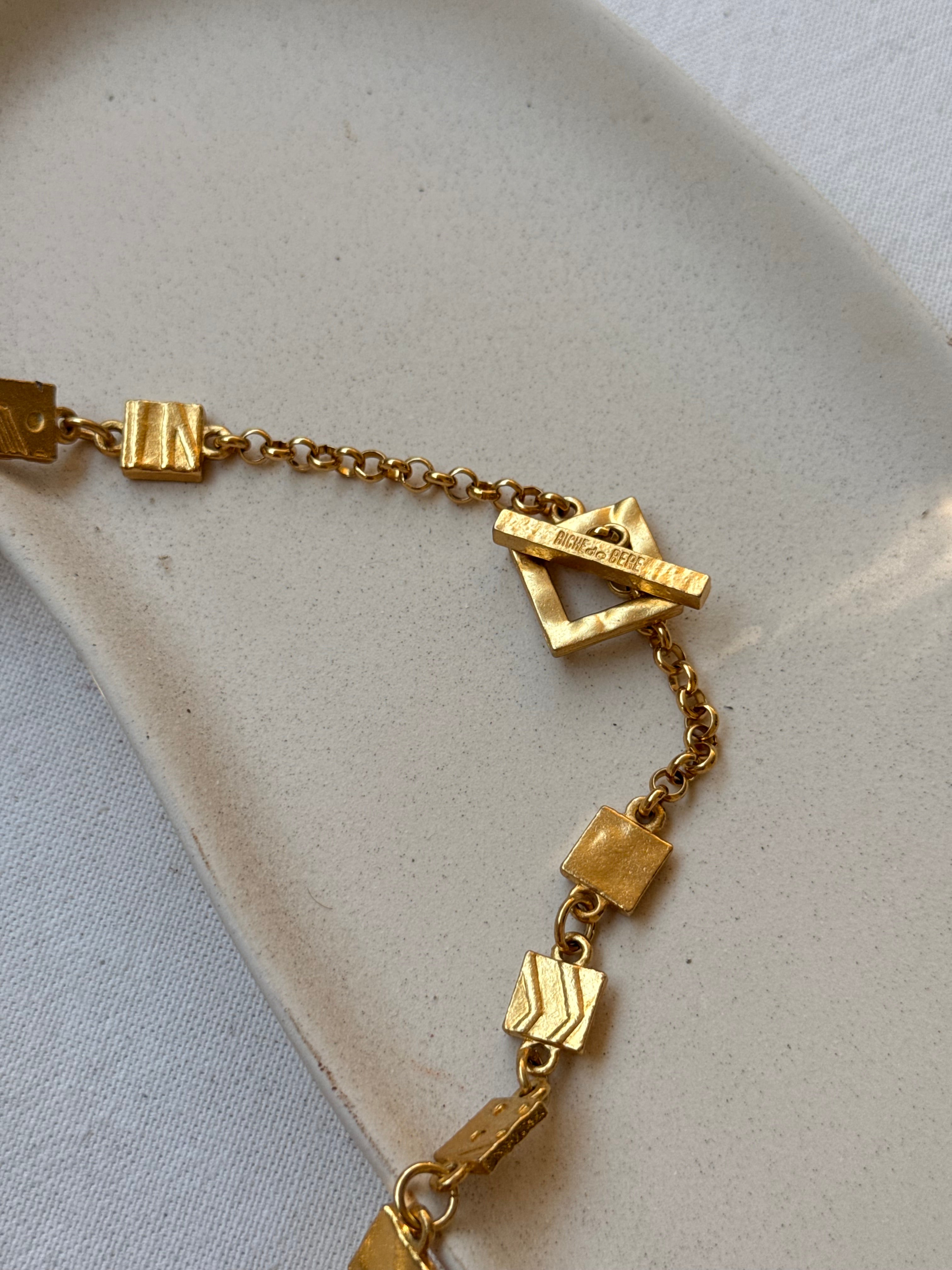 Collier Biche de Berre vintage - Maille géométrique dorée