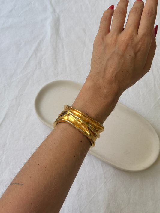 Bracelet vintage - Manchette drapée dorée