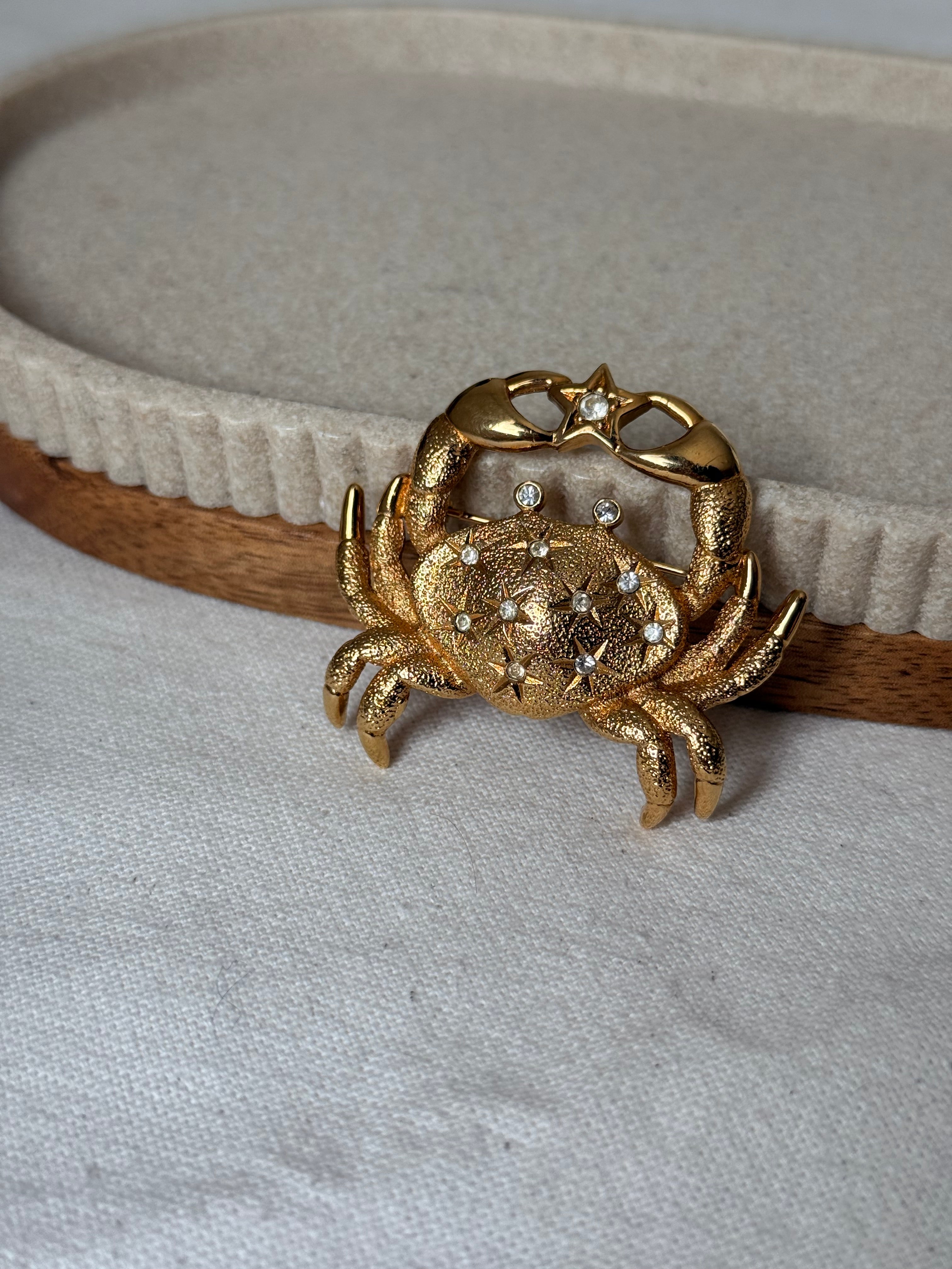 Broche Christian Dior vintage - Crabe doré orné de strass
