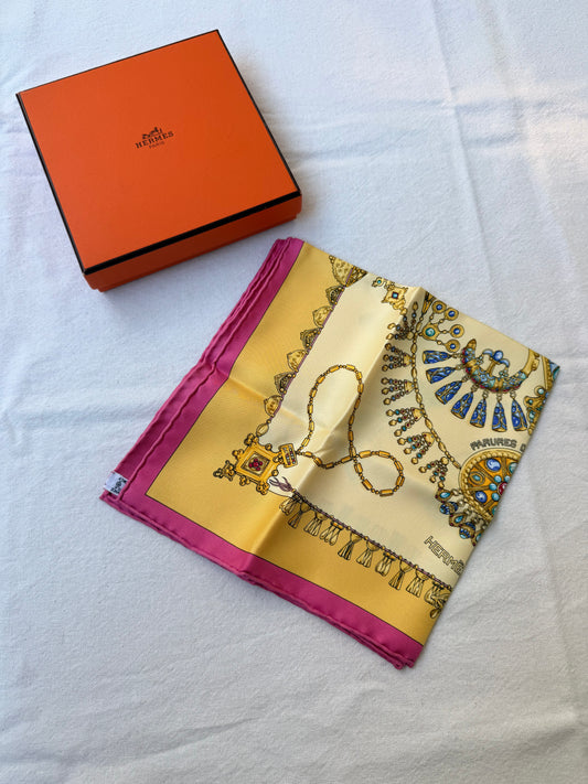 Gavroche Hermès – Modèle Parures des Sables