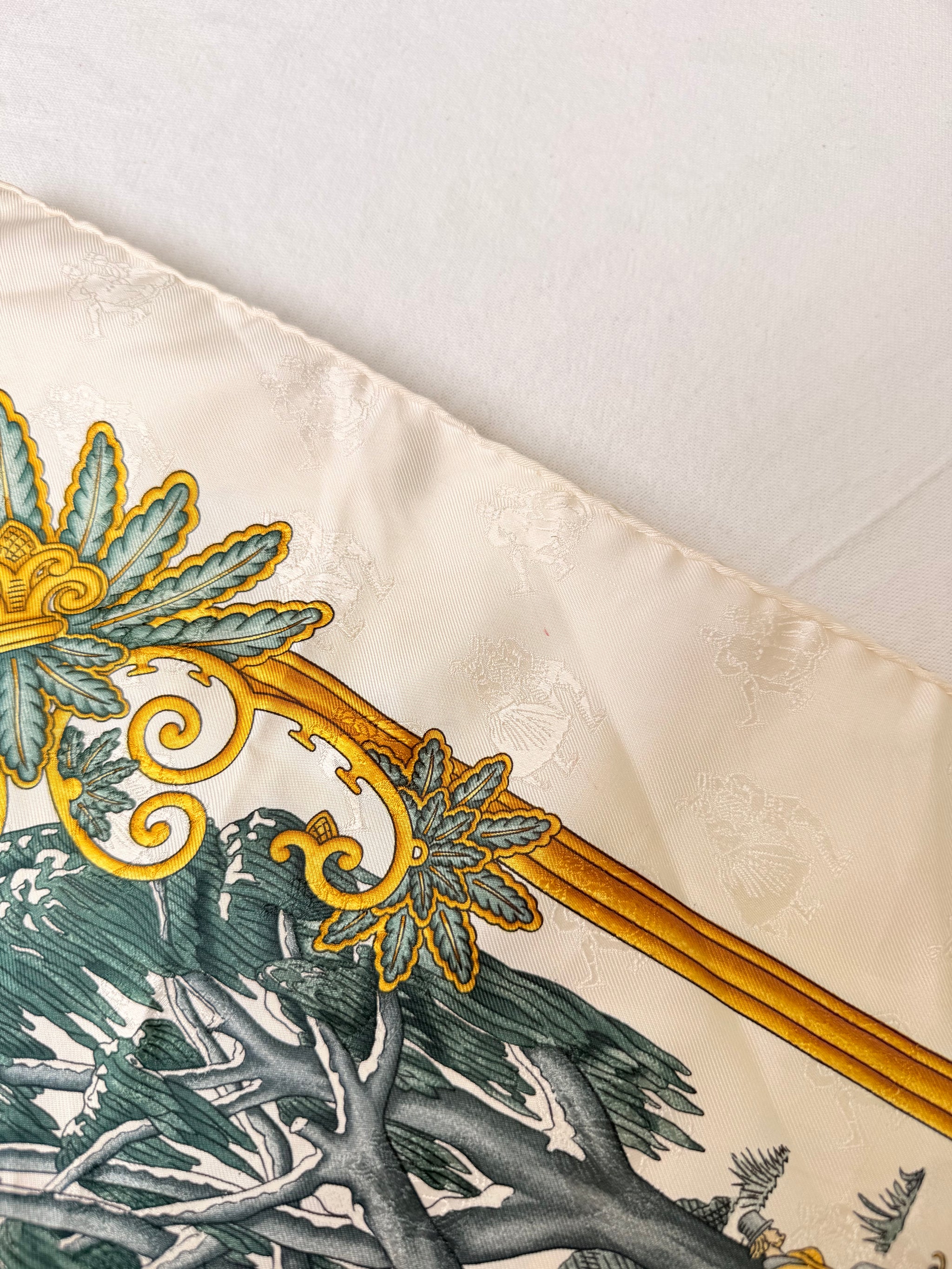 Foulard Hermès – Modèle Joies d'hiver