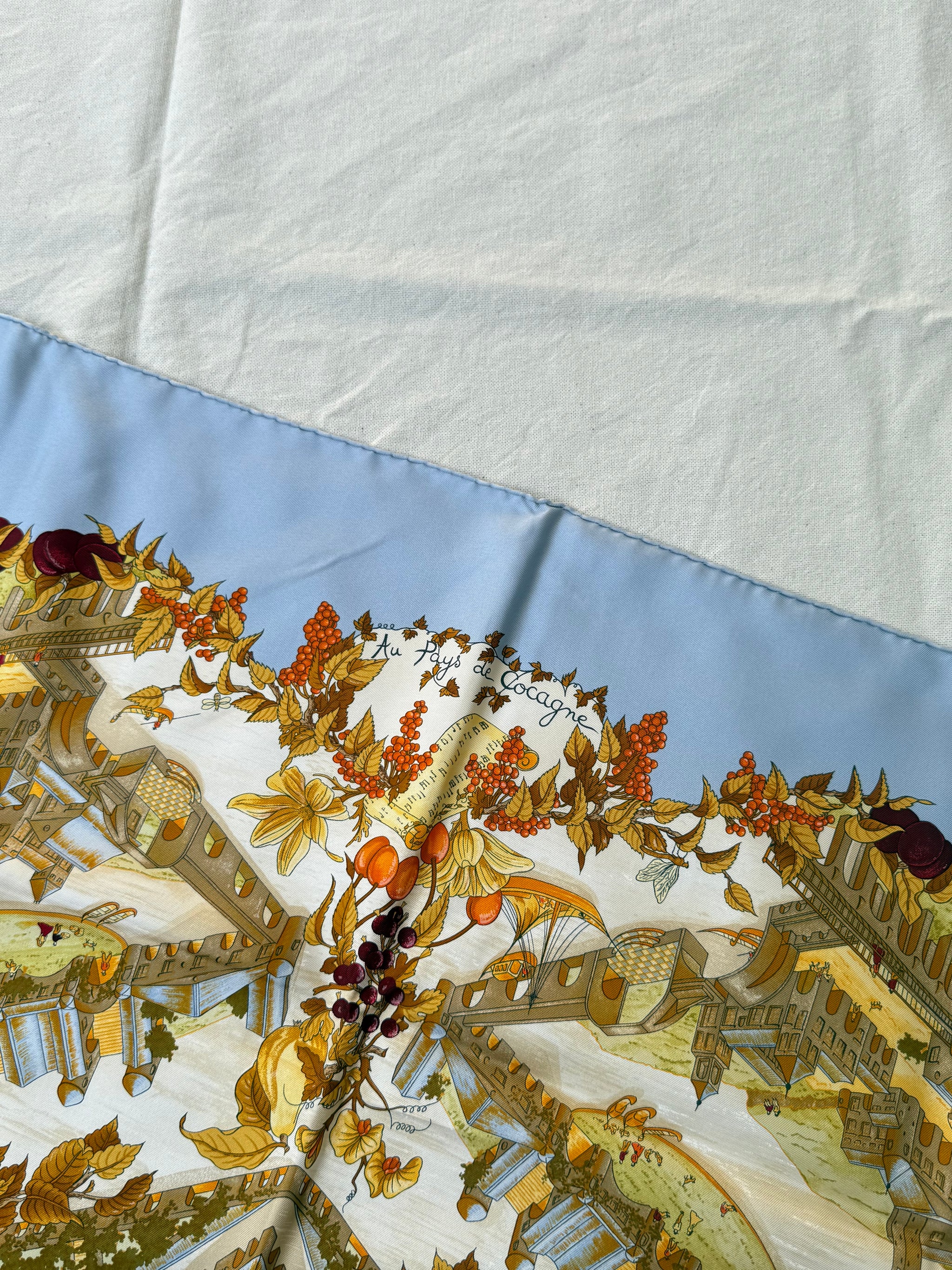 Foulard Hermès – Modèle Au pays de Cocagne