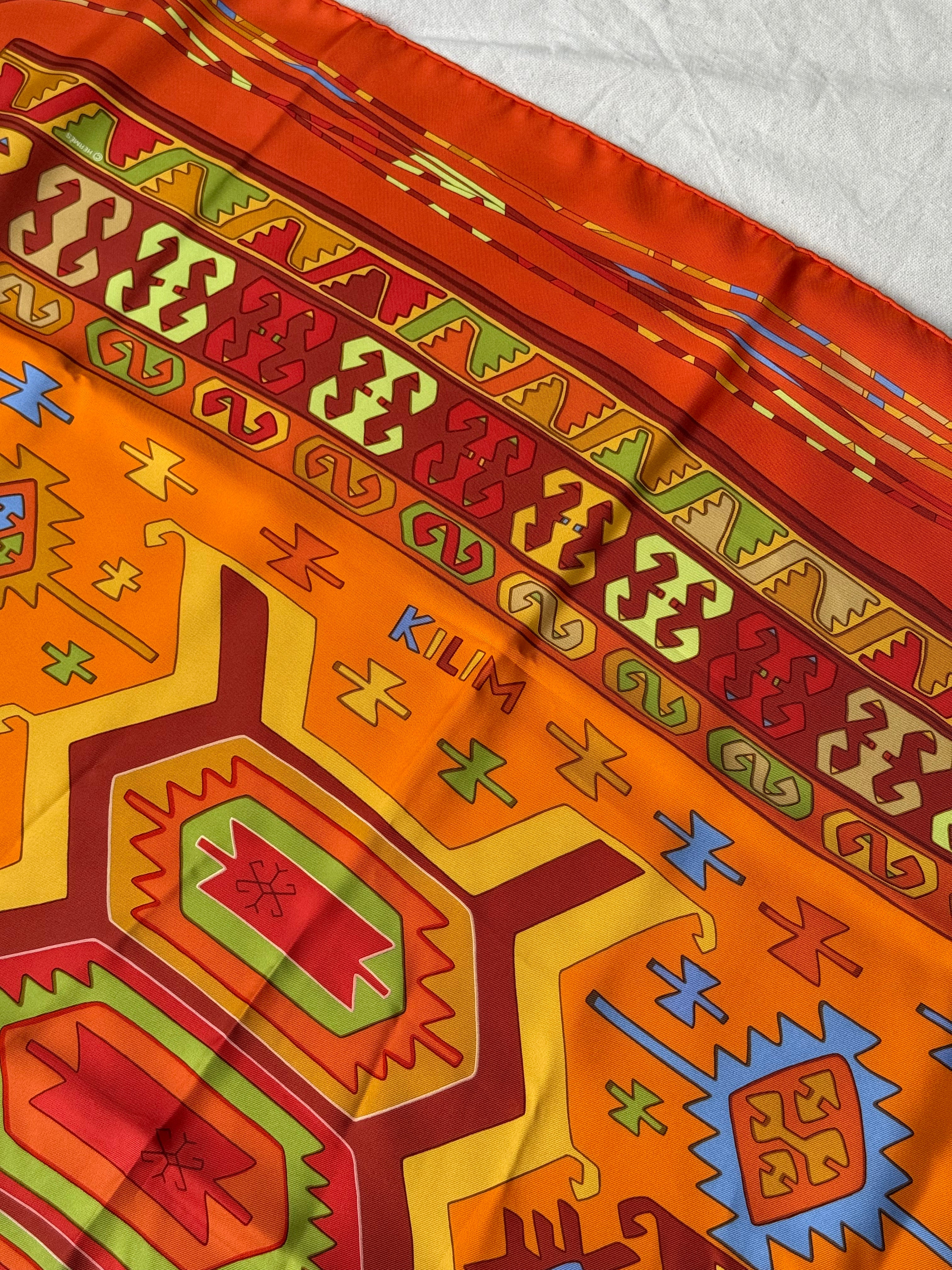 Foulard Hermès – Modèle Kilim